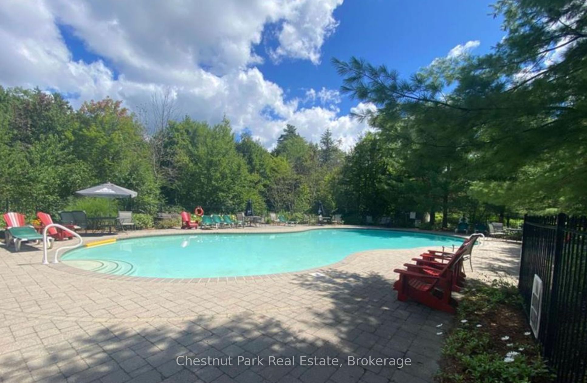 301 EMERALD HILLS Court 11, Seguin, ON P0C 1H0 photo 2