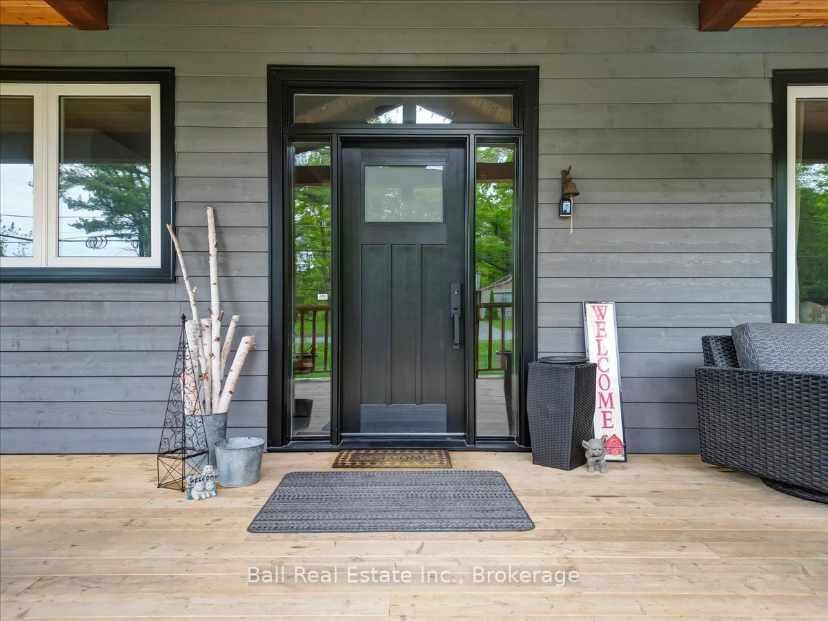 18 Six Foot Bay Road, Trent Lakes, ON K0L 1J0 photo 3