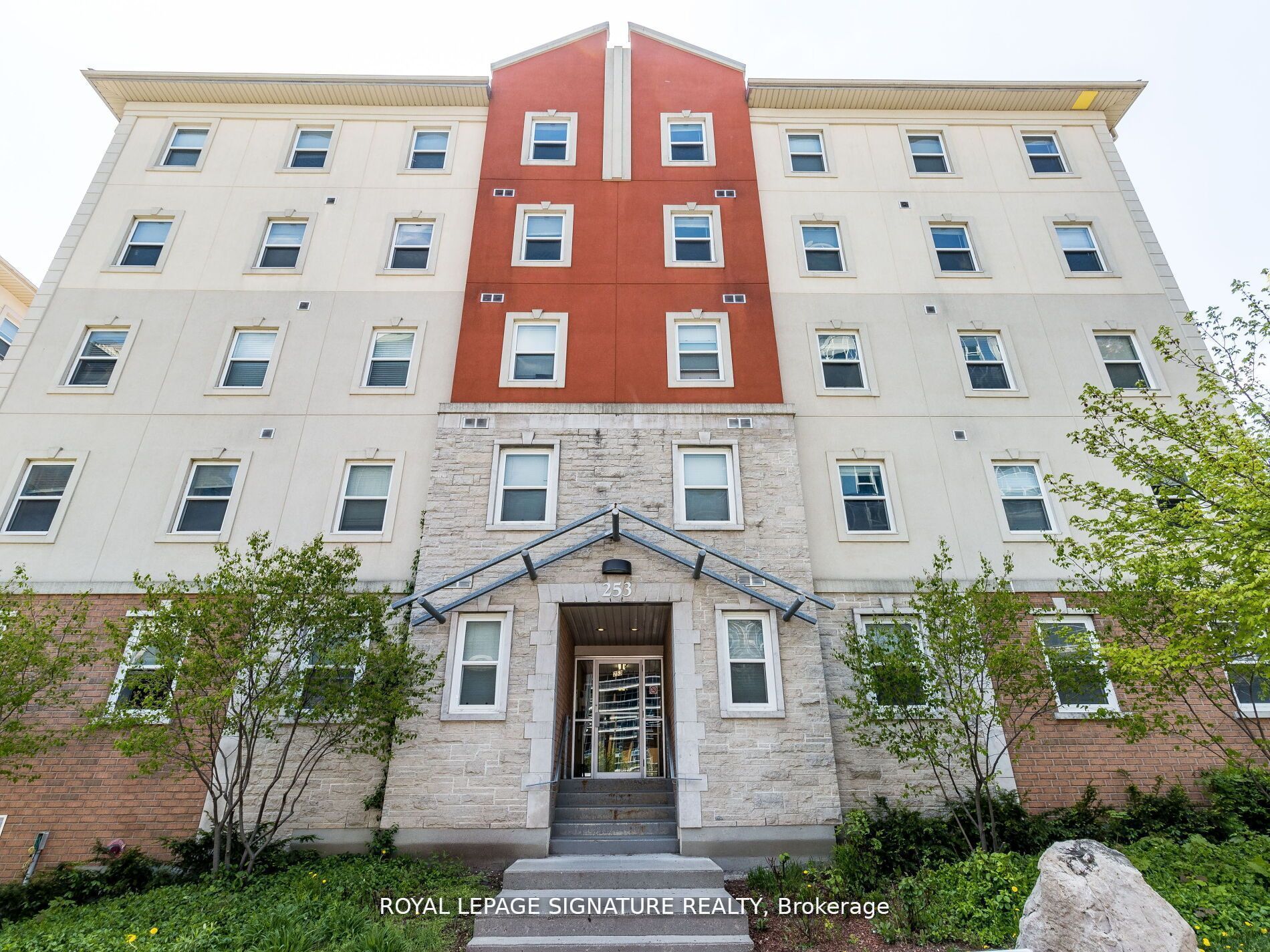 253 Lester Street 101, Waterloo, ON N2L 3W6