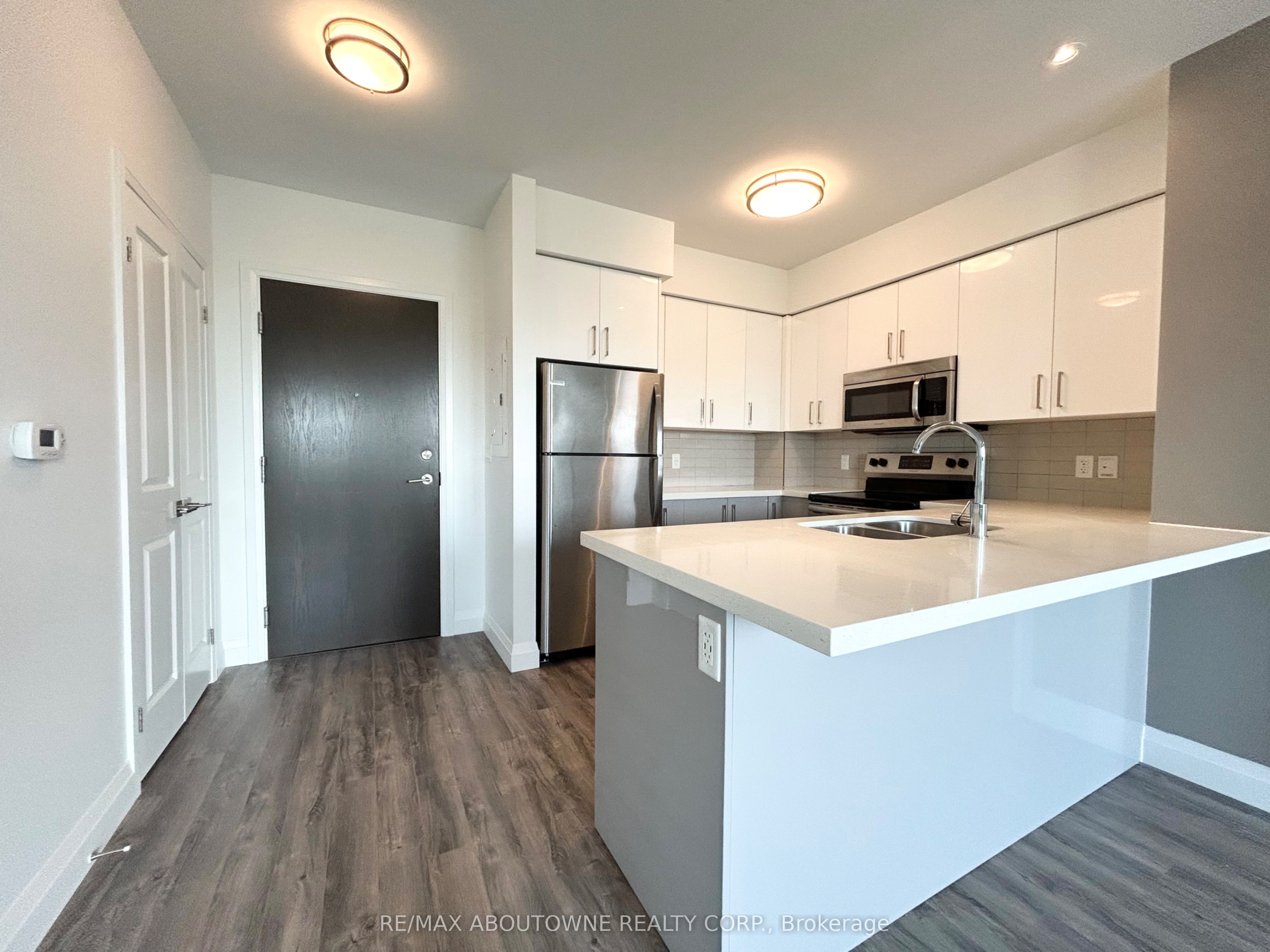 460C Belmont Avenue W 706, Kitchener, ON N2M 0B4 photo 3
