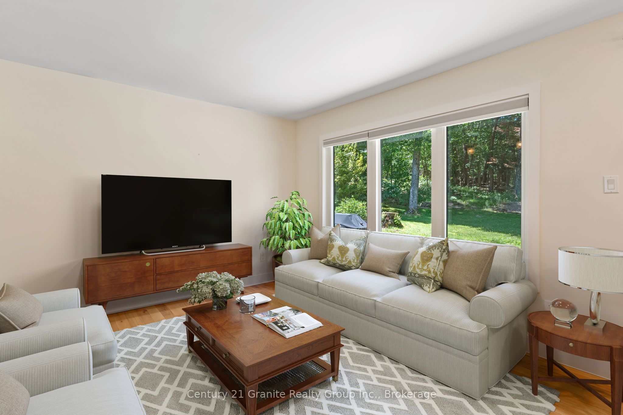 22 Highland Gate Boulevard, Minden Hills, ON K0M 2K0 photo 4