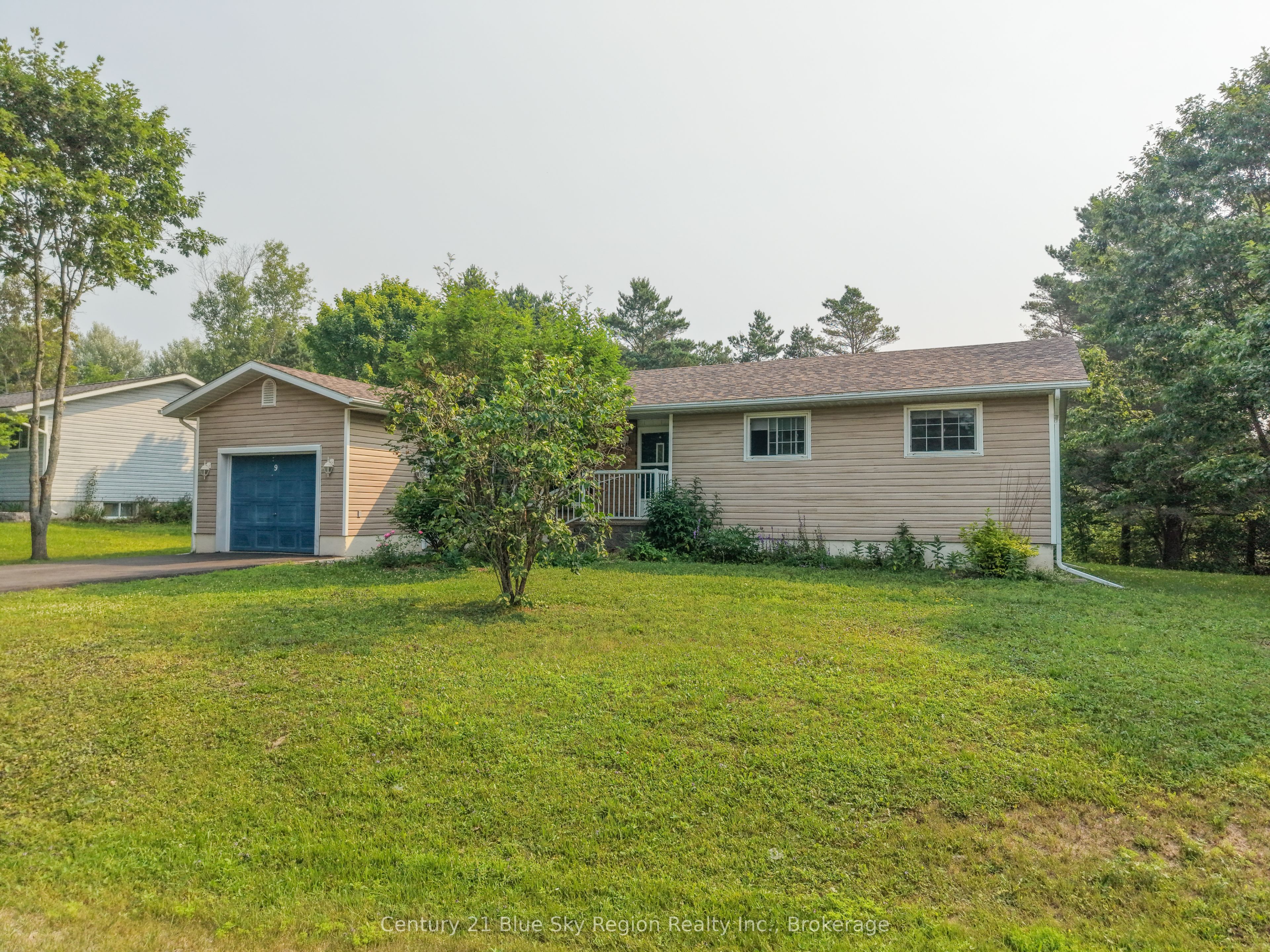 9 Ann Street, Sundridge, ON P0A 1Z0 photo 3