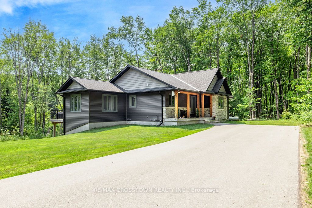 1445 Beiers Road, Gravenhurst, ON P0E 1G0 photo 2