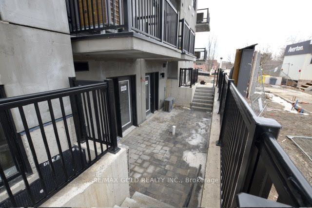 25 Palace Street 350, Kitchener, ON N2E 0L2 photo 2