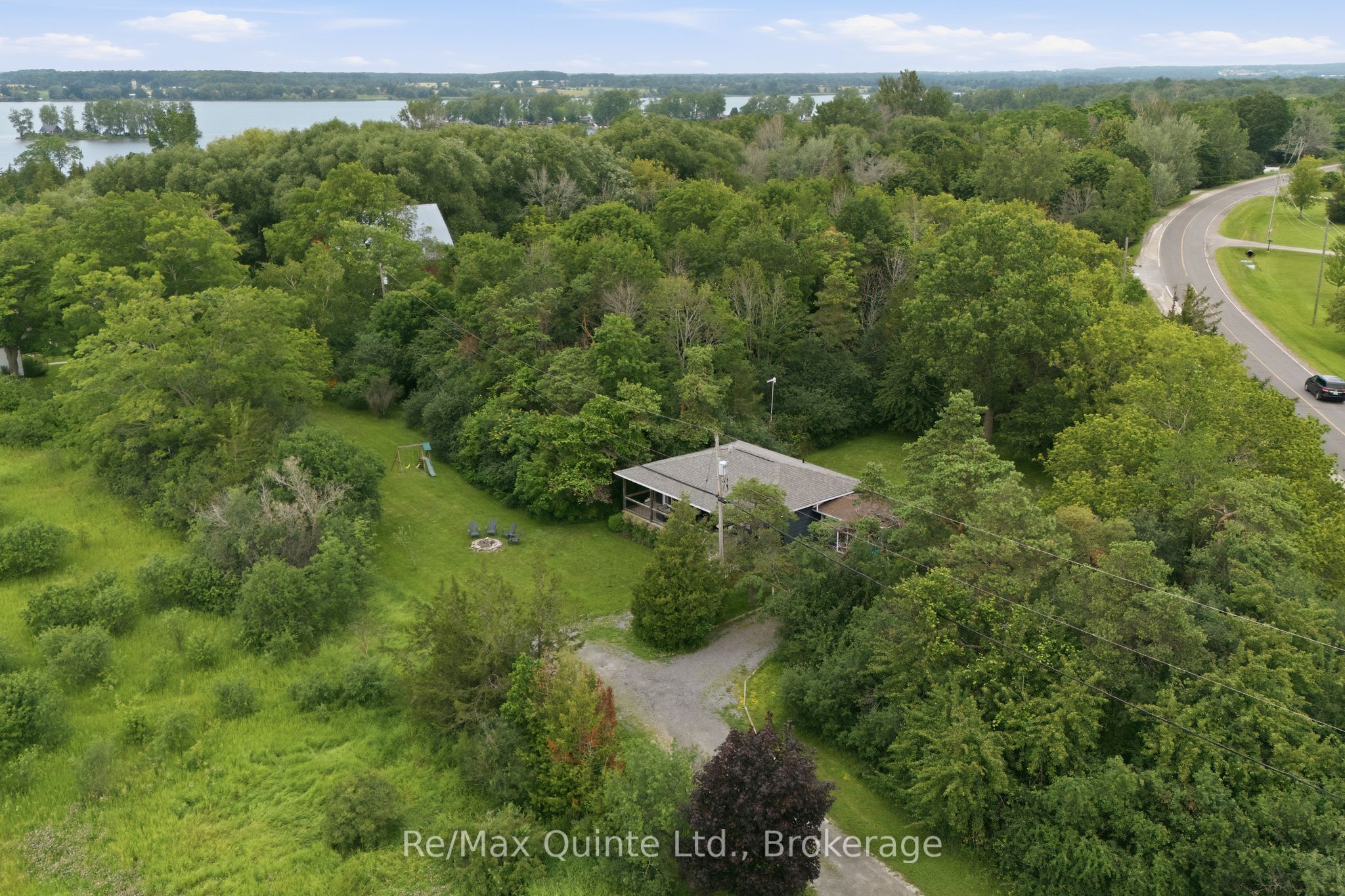 6 Grays Lane, Prince Edward County, ON K0K 1P0 photo 4