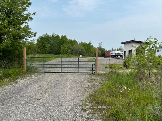 655 Pleasant Beach Road, Port Colborne, ON L0S 1R0 photo 2