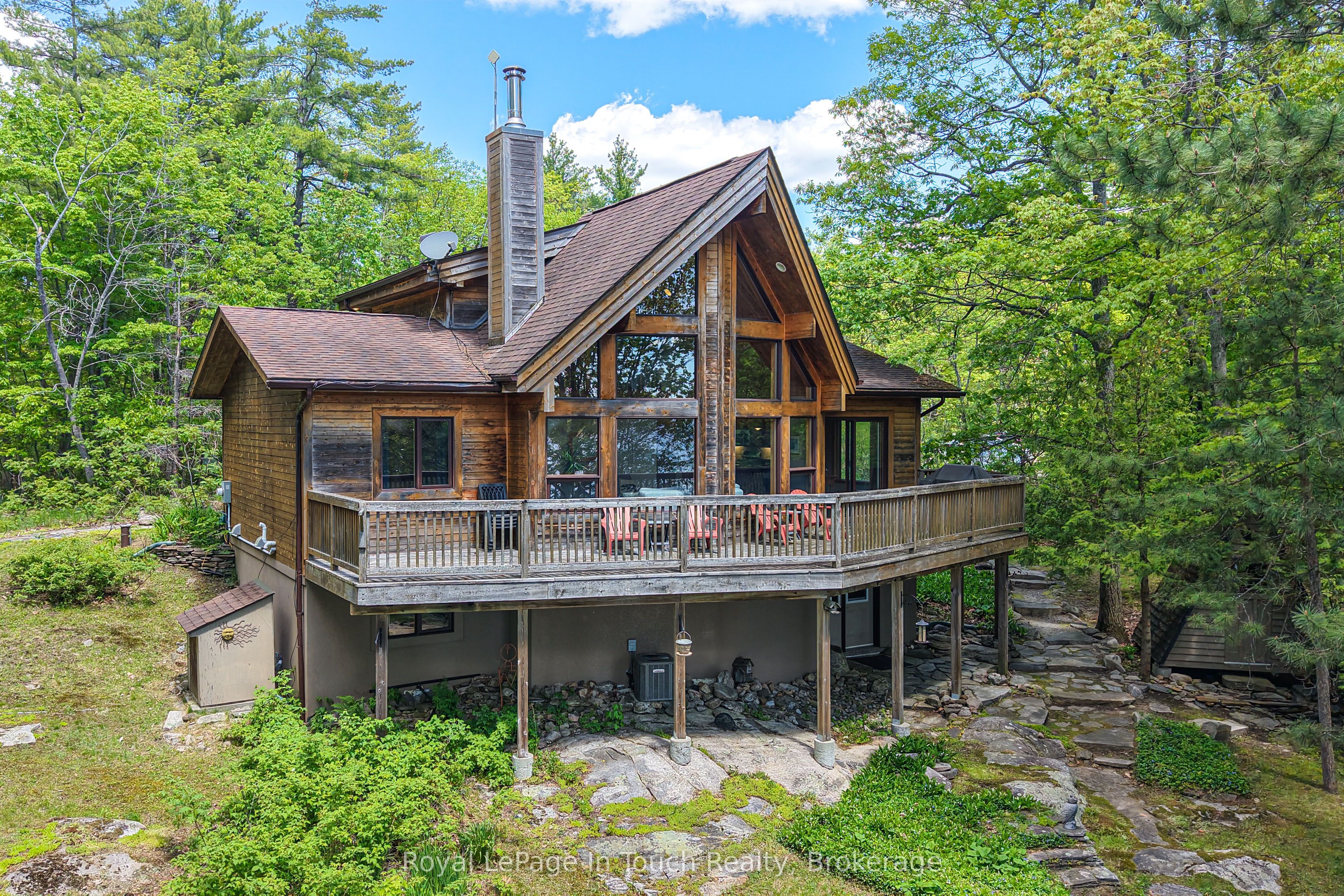 96 Millard Drive, Georgian Bay, ON L0K 1S0 photo 2