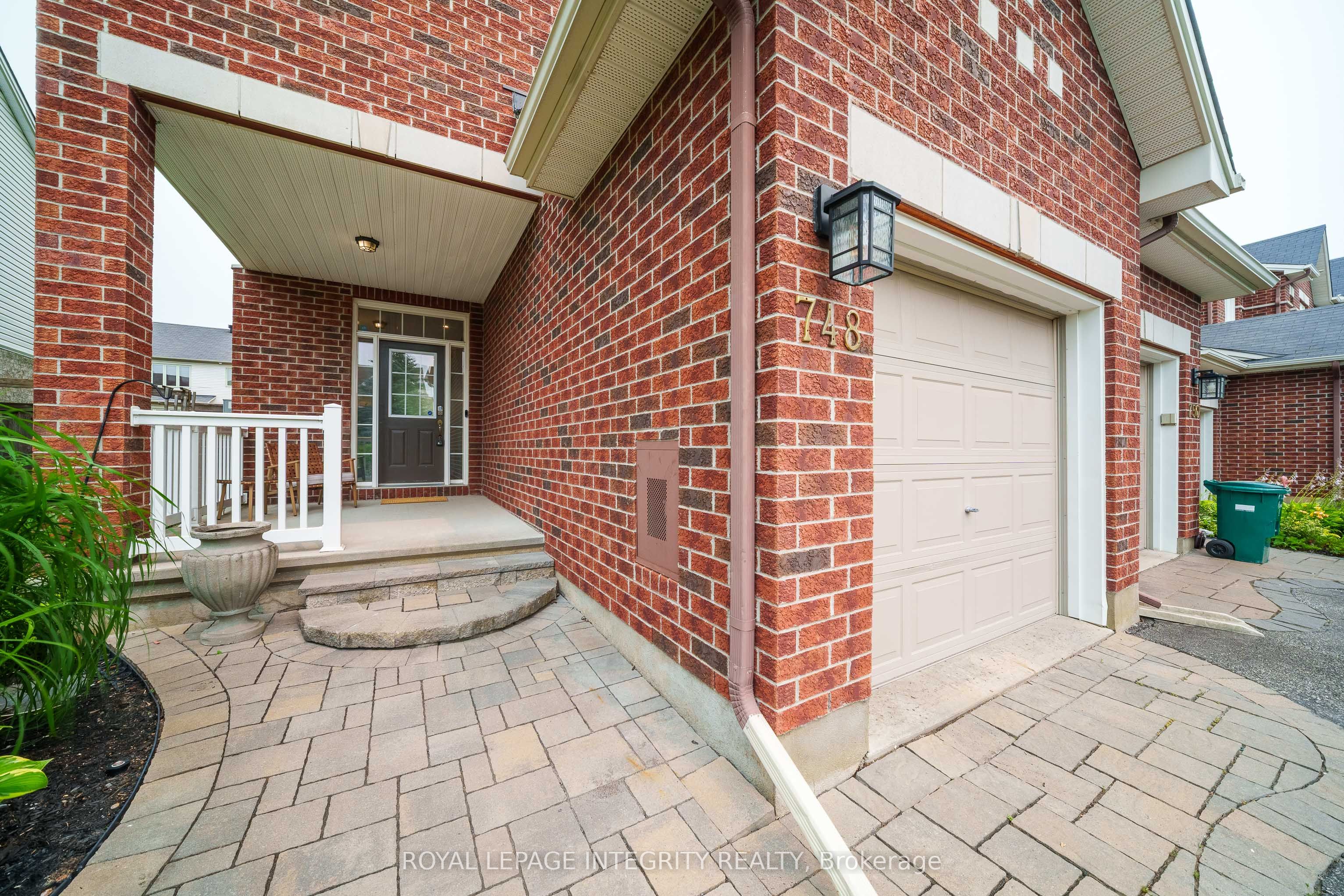 748 Bowercrest Crescent, Blossom Park - Airport and Area, ON K1V 2M3 photo 3