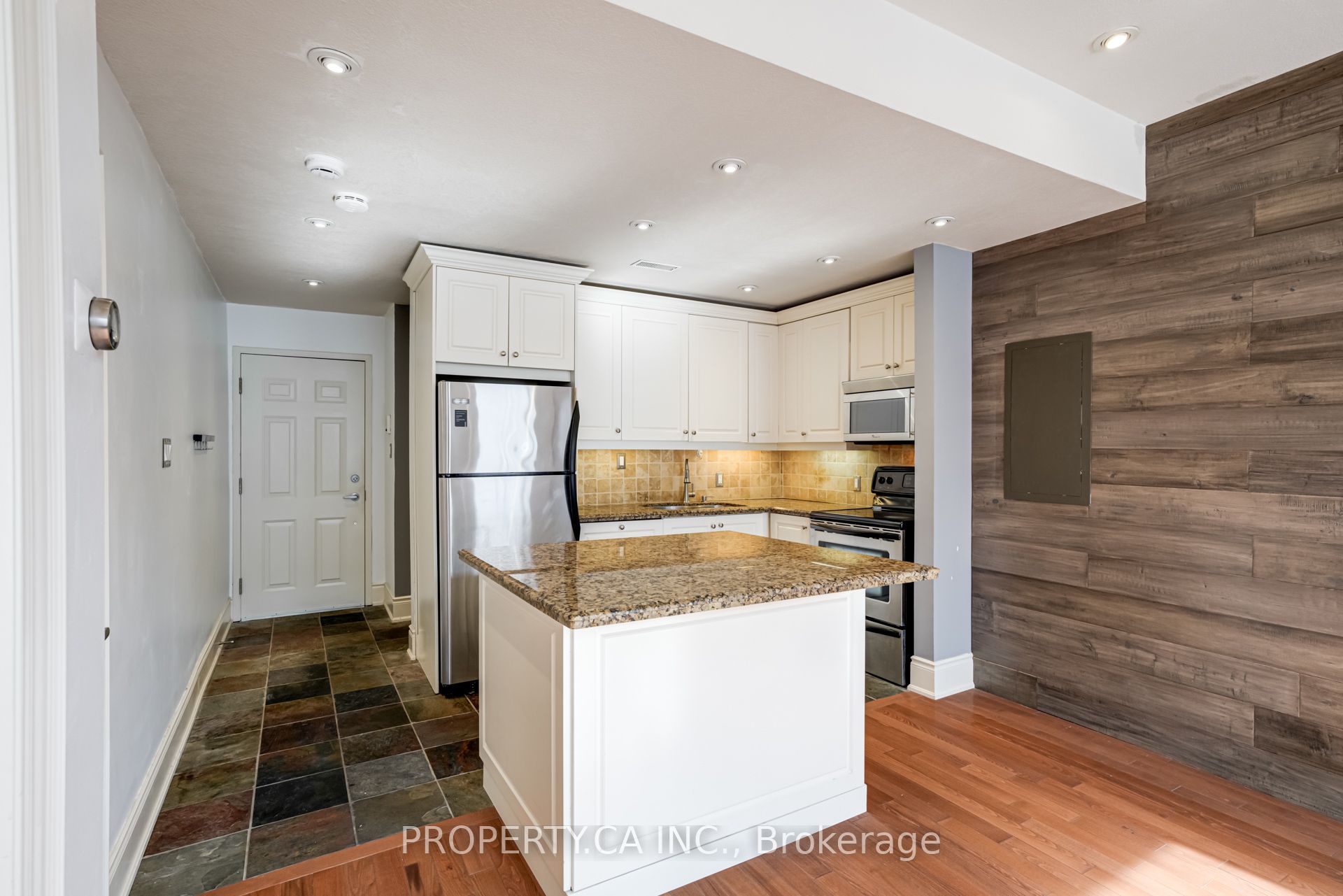 283 King Street E 201, Hamilton, ON L8N 1B9 photo 5
