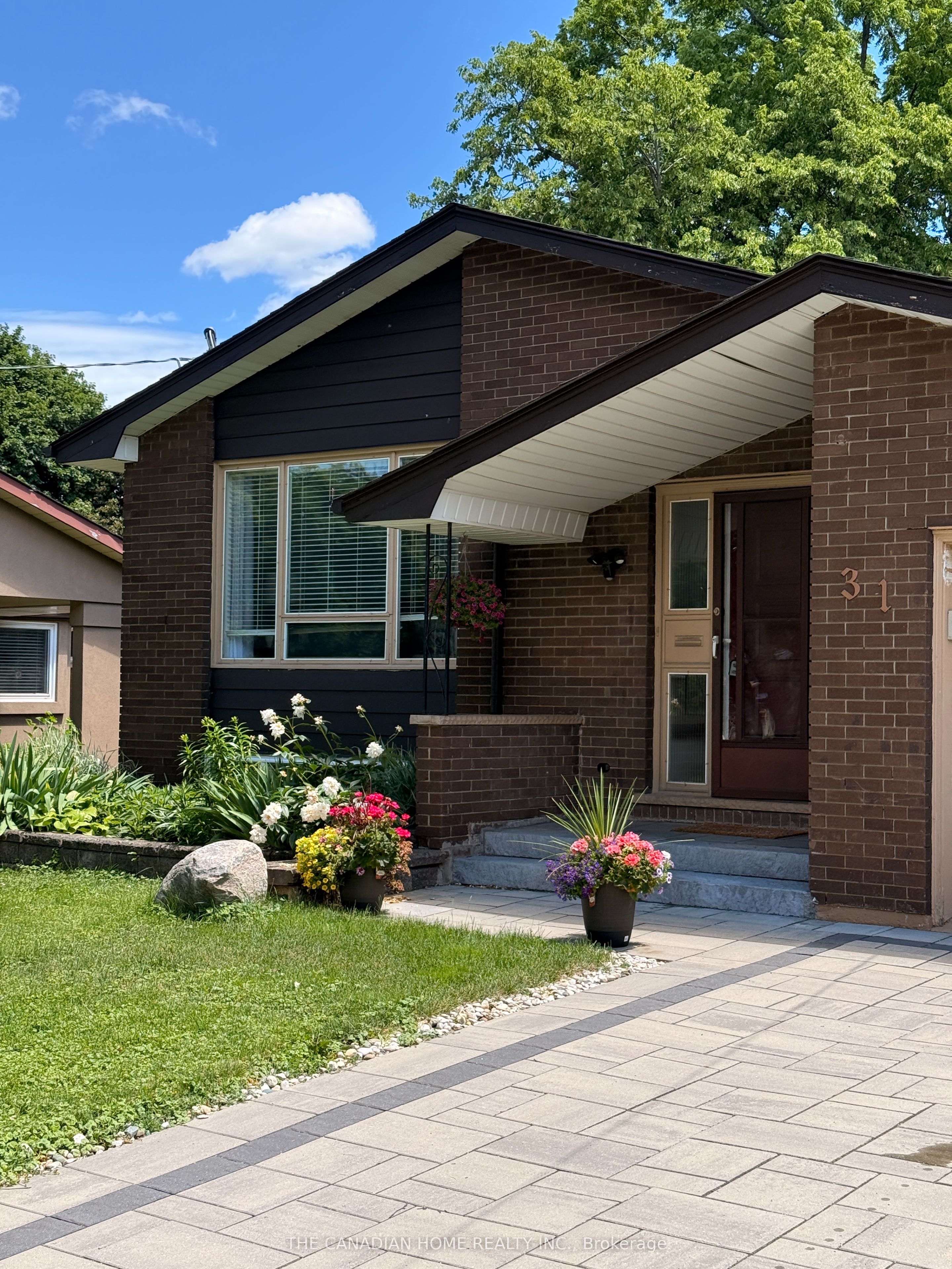 31 Brenlyn Court UPPER, Hamilton, ON L9C 4N8 photo 2