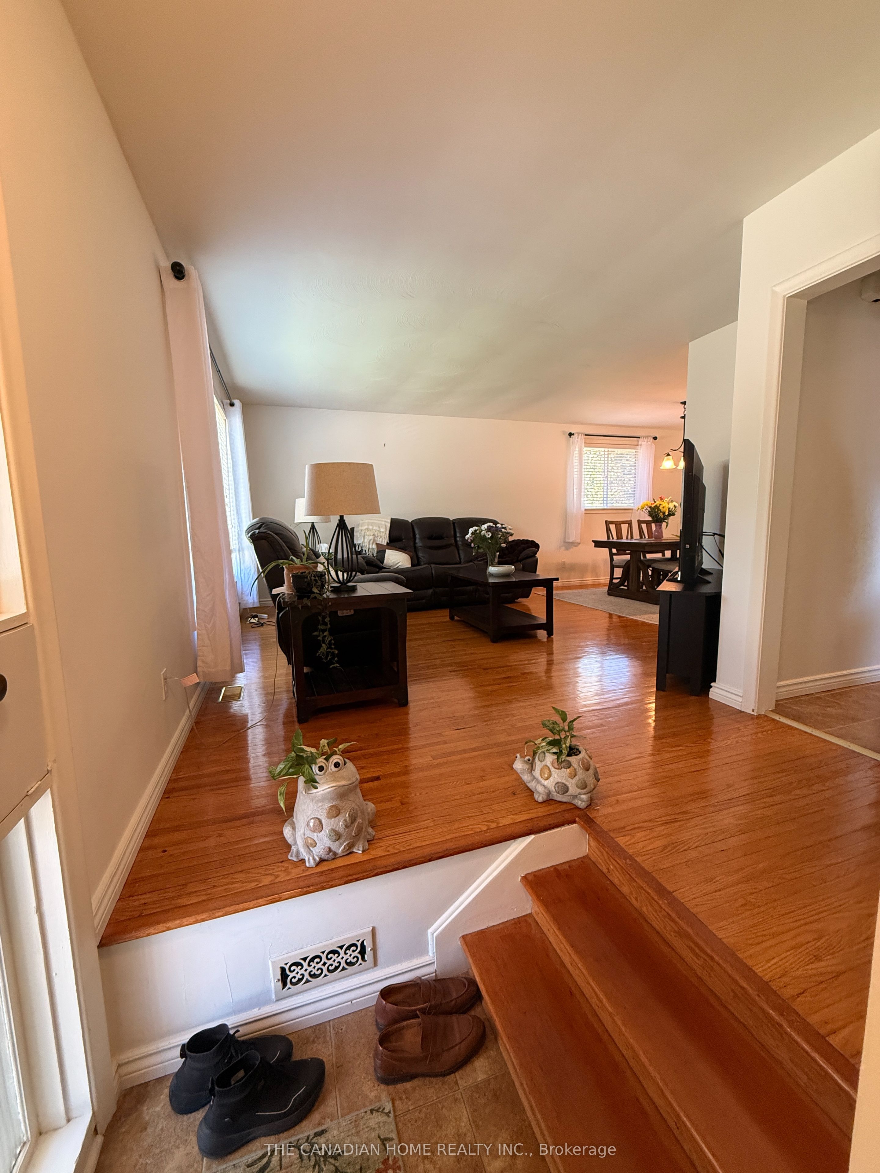 31 Brenlyn Court UPPER, Hamilton, ON L9C 4N8 photo 5