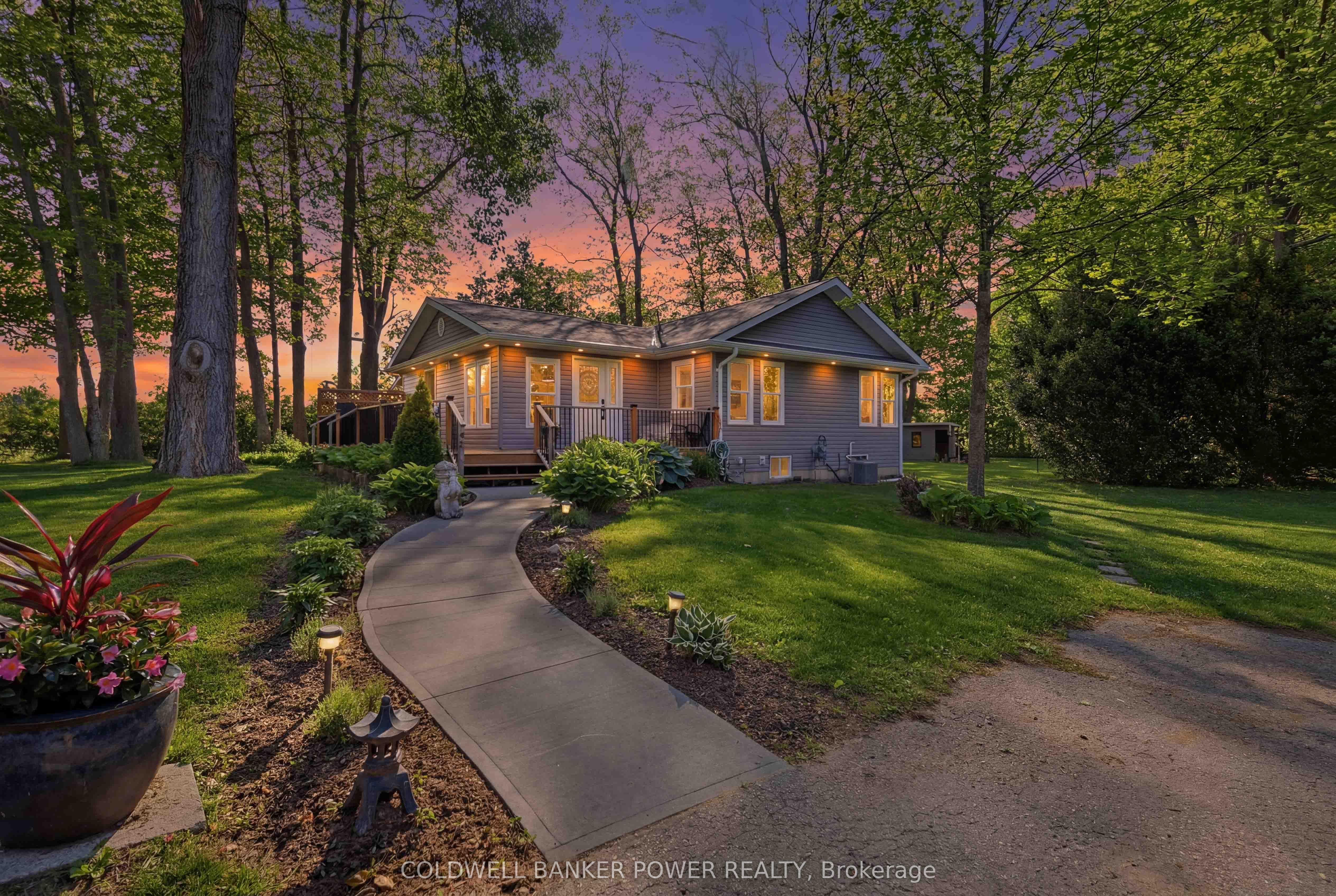 26041 Queens Line, West Elgin, ON N0L 2P0 photo 4