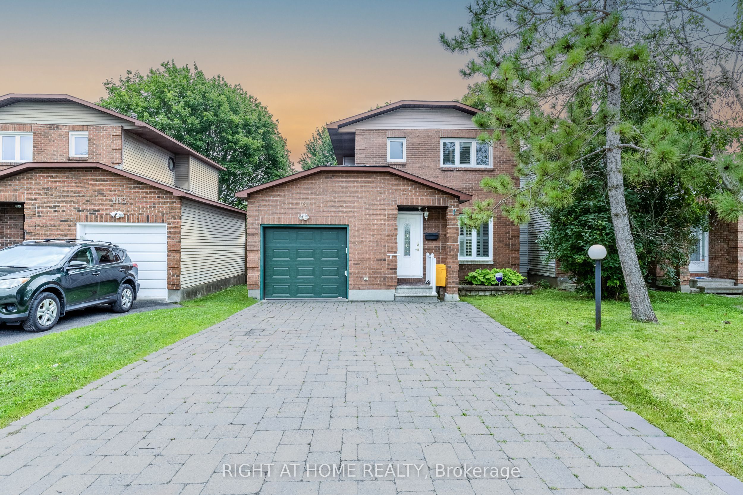 161 Pheasant Run Drive, Barrhaven, ON K2J 2R1
