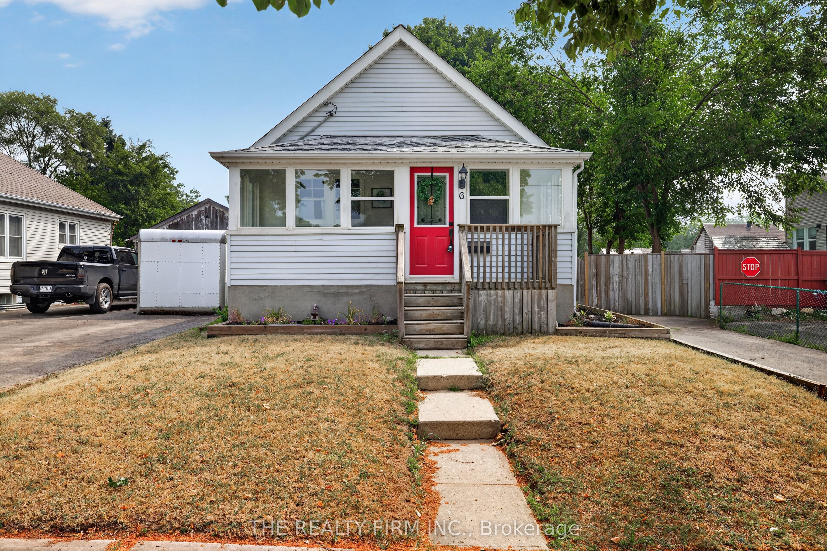 6 Appel Street, London East, ON N5Y 1P9 photo 2