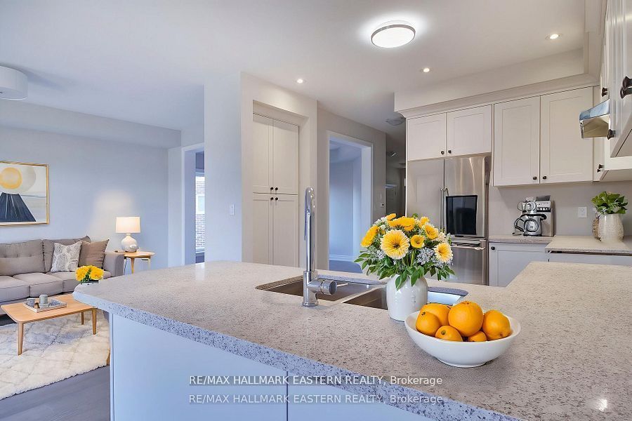 30 Coldbrook Drive, Cavan Monaghan, ON L0A 1G0 photo 2