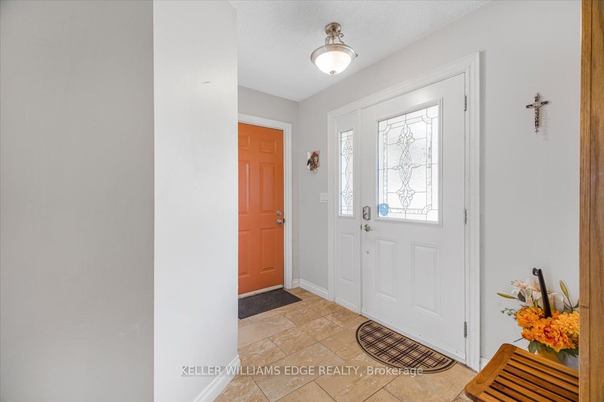 93 Wellandvale Drive, Welland, ON L3C 7C6 photo 3