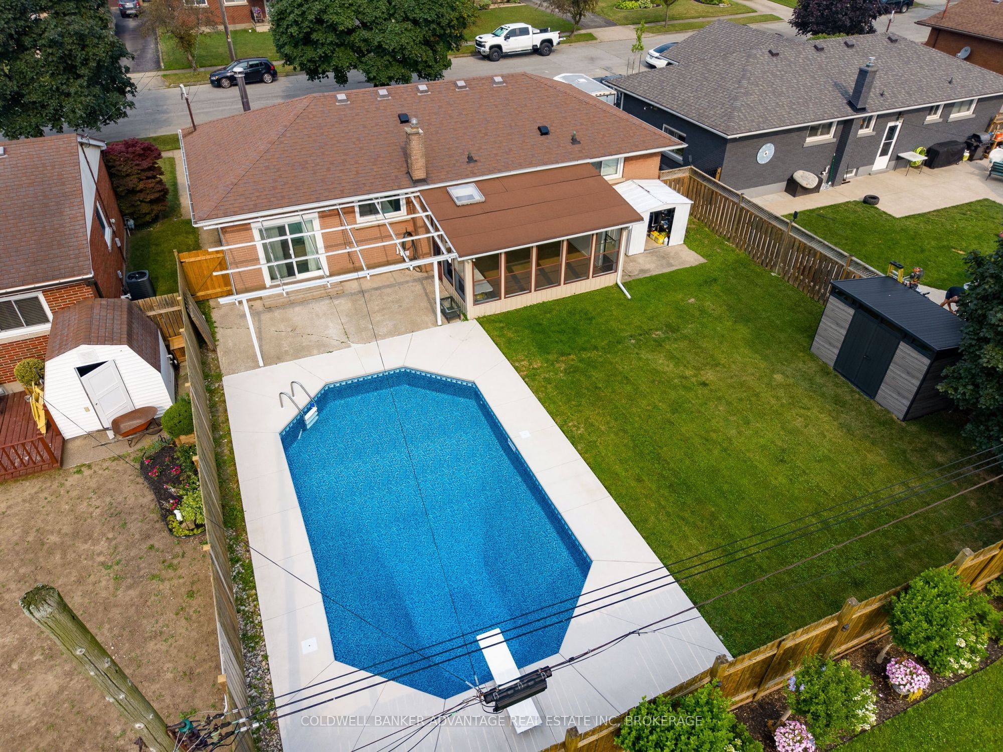 77 Balmoral Avenue, Welland, ON L3B 1S5