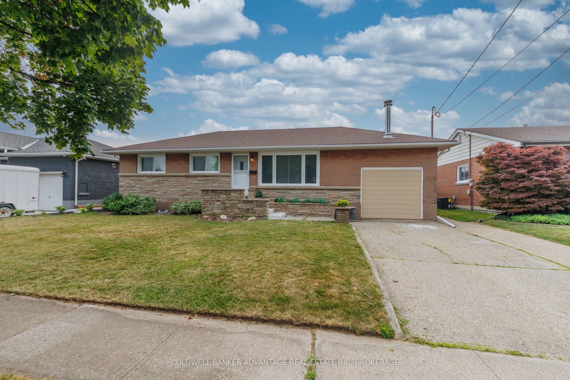 77 Balmoral Avenue, Welland, ON L3B 1S5 photo 3