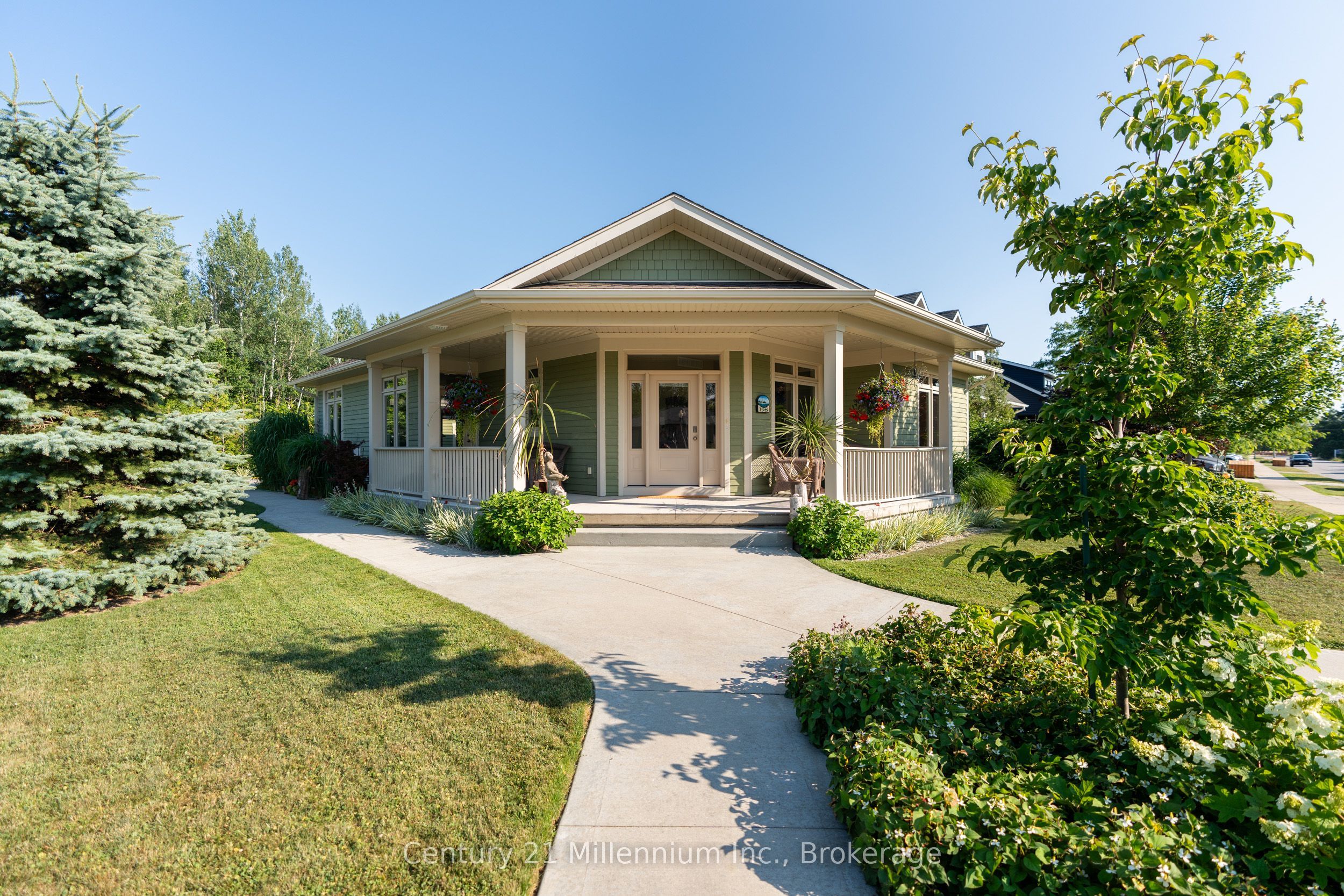 198 Emerald Drive, Saugeen Shores, ON N0H 2L0