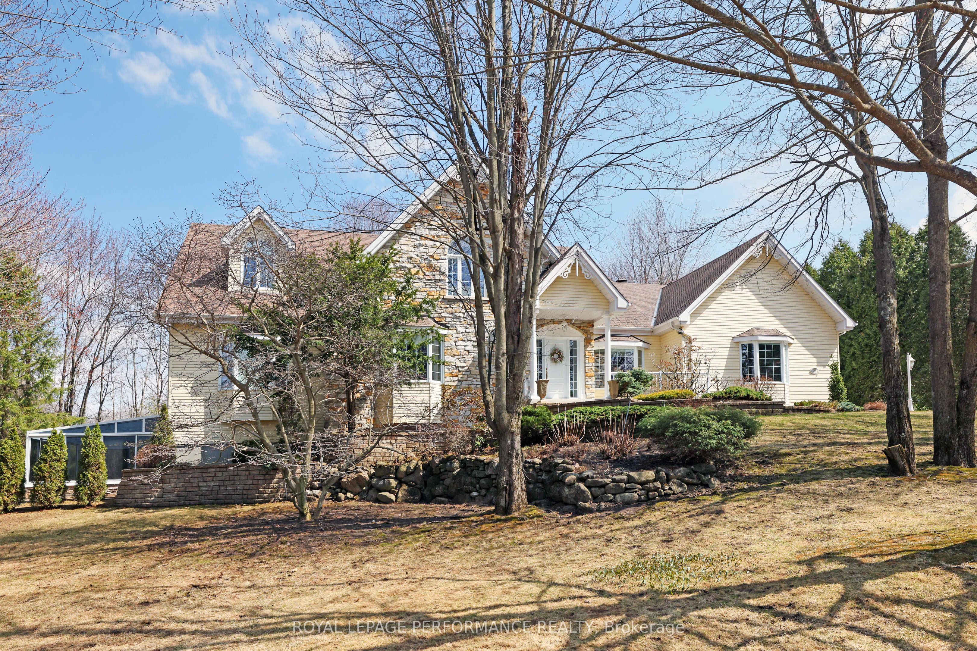 951 Golf Club Road, Hawkesbury, ON K6A 2R2 photo 3