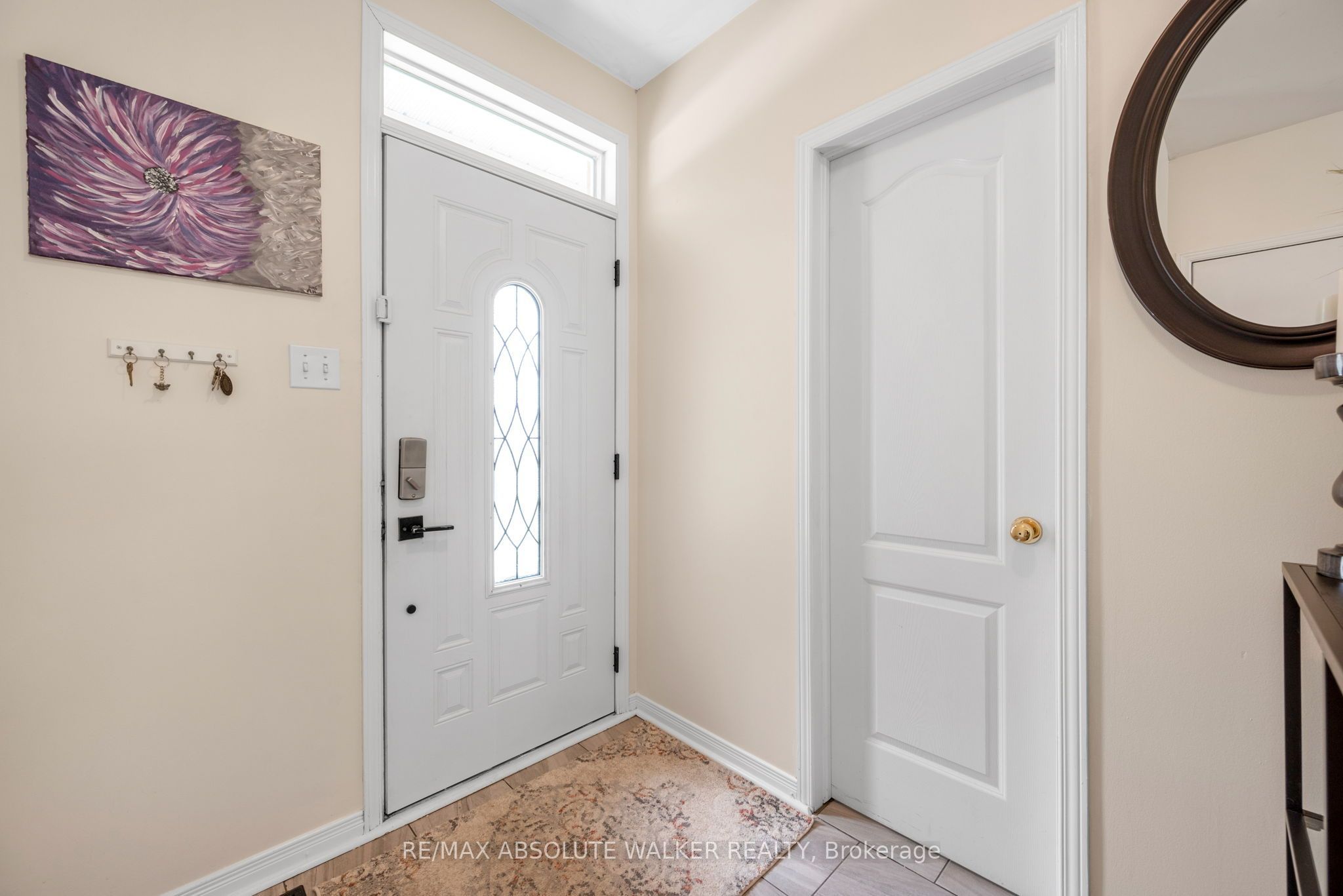 32 Roberge Crescent, Kanata, ON K2L 4G7 photo 3