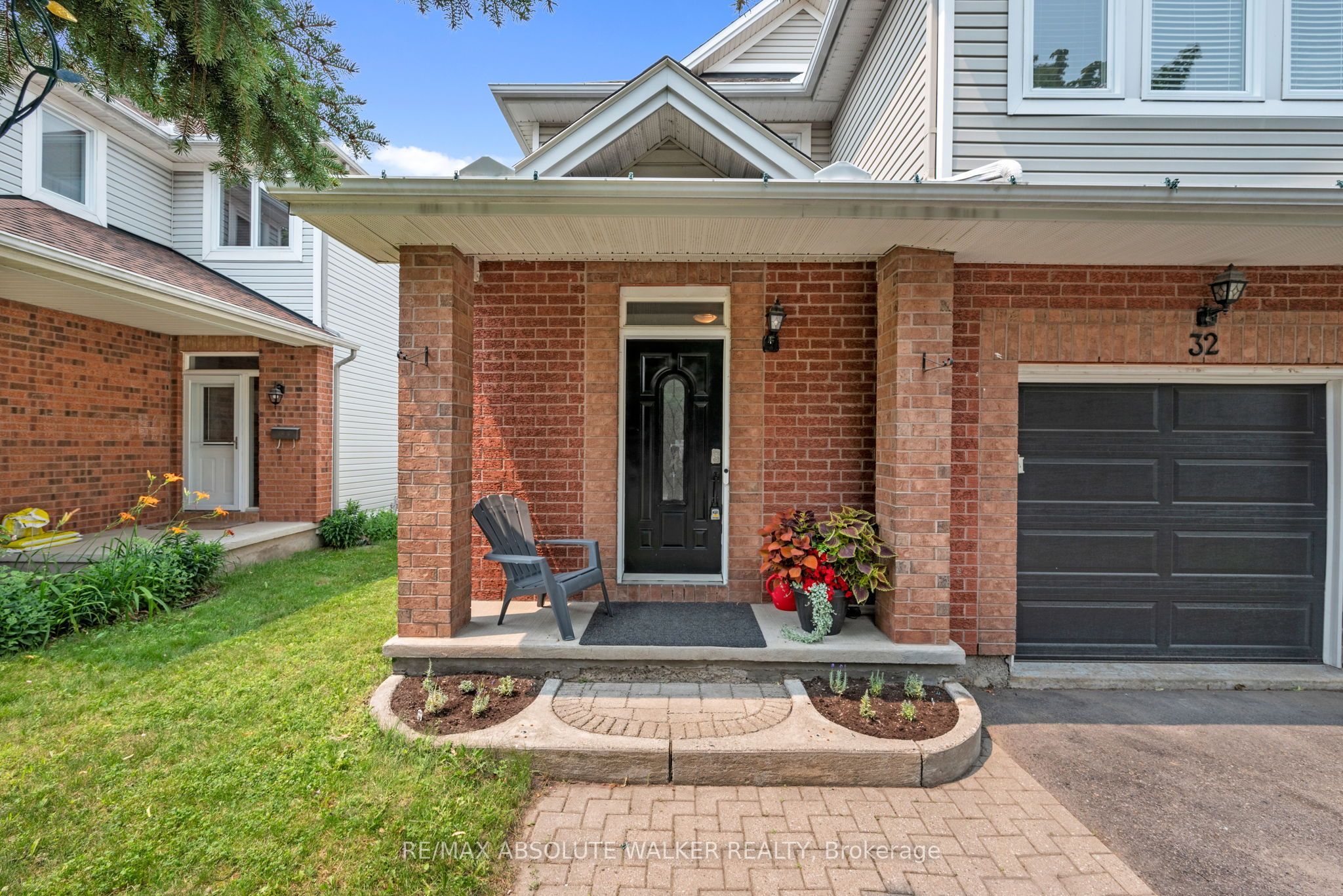 32 Roberge Crescent, Kanata, ON K2L 4G7 photo 5