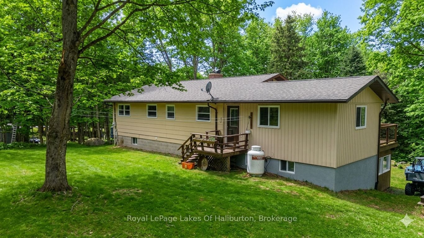 1096 Chelsea Lane, Algonquin Highlands, ON K0M 1S0 photo 2