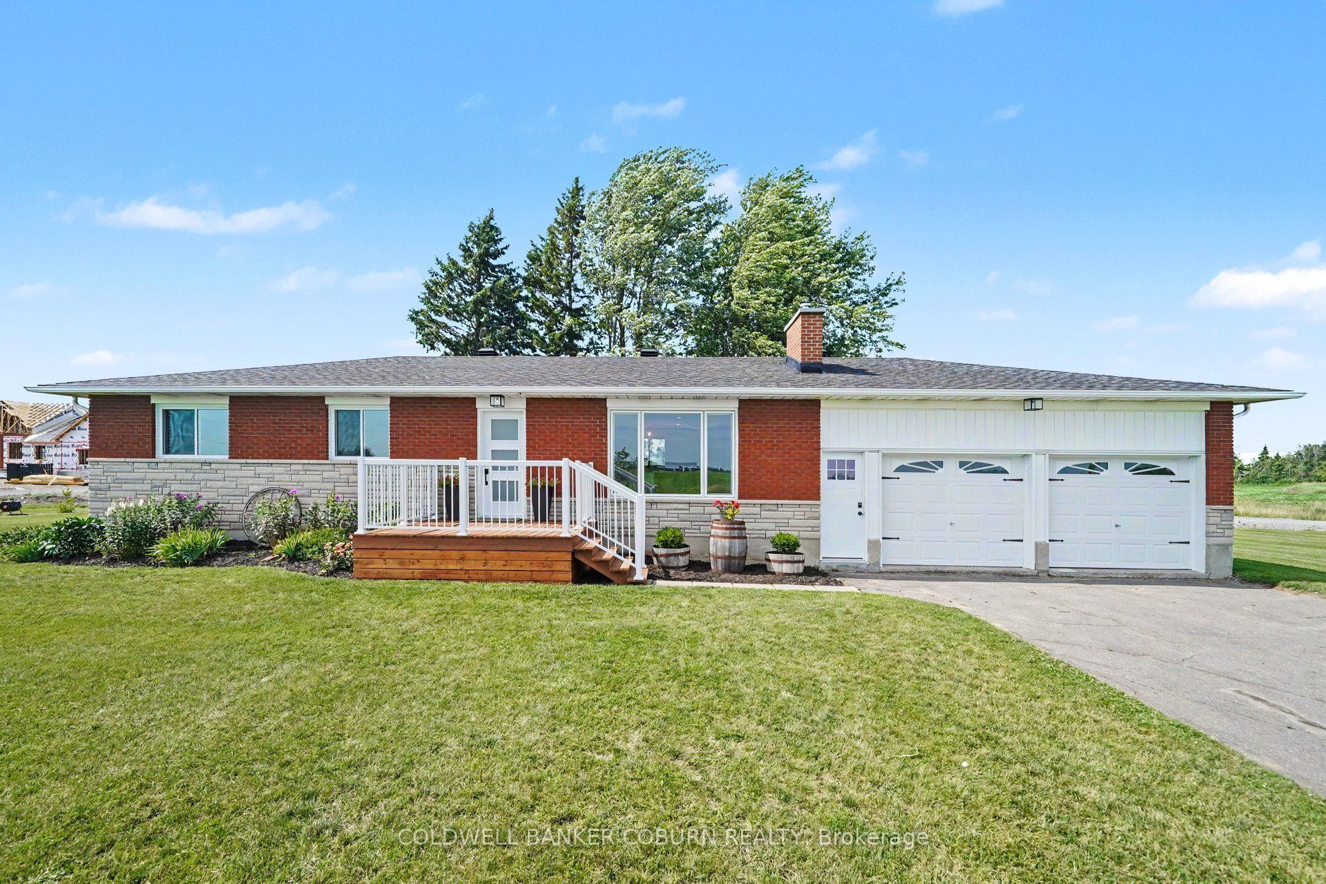11895 Cloverdale Road, North Dundas, ON K0C 2K0