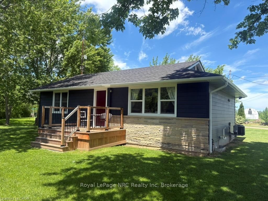 551 Mud Street E, Grimsby, ON L3M 0K3 photo 2
