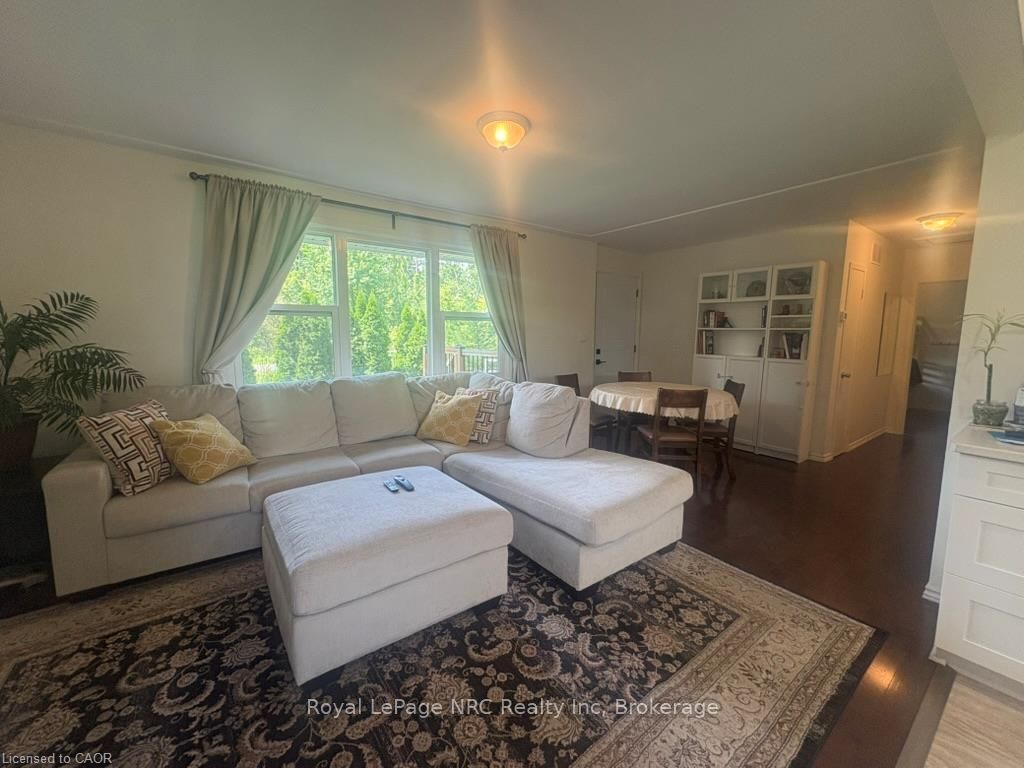 551 Mud Street E, Grimsby, ON L3M 0K3 photo 5