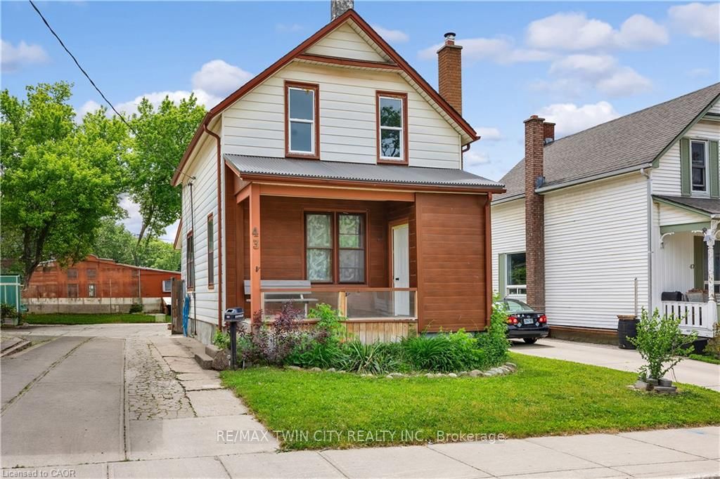 43 Henry Street, Kitchener, ON N2G 1P4