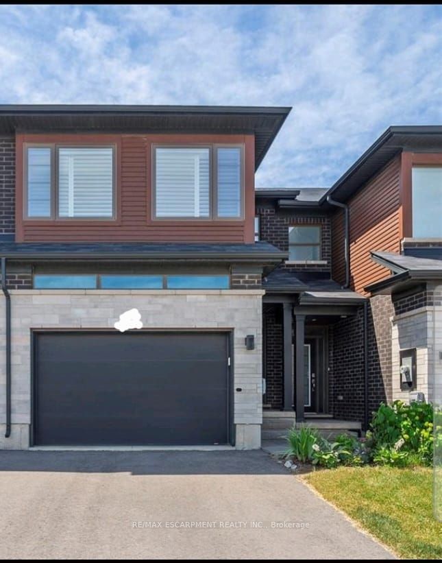 79 GREENWICH Avenue, Hamilton, ON L8J 0L6 photo 2