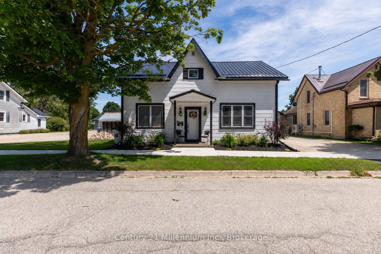 544 Louisa Street, West Grey, ON N0G 1C0 photo 2