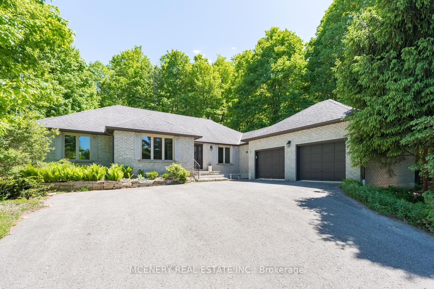 16 PATRICK Drive, Erin, ON N0B 1T0