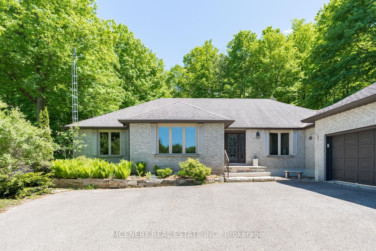 16 PATRICK Drive, Erin, ON N0B 1T0 photo 2