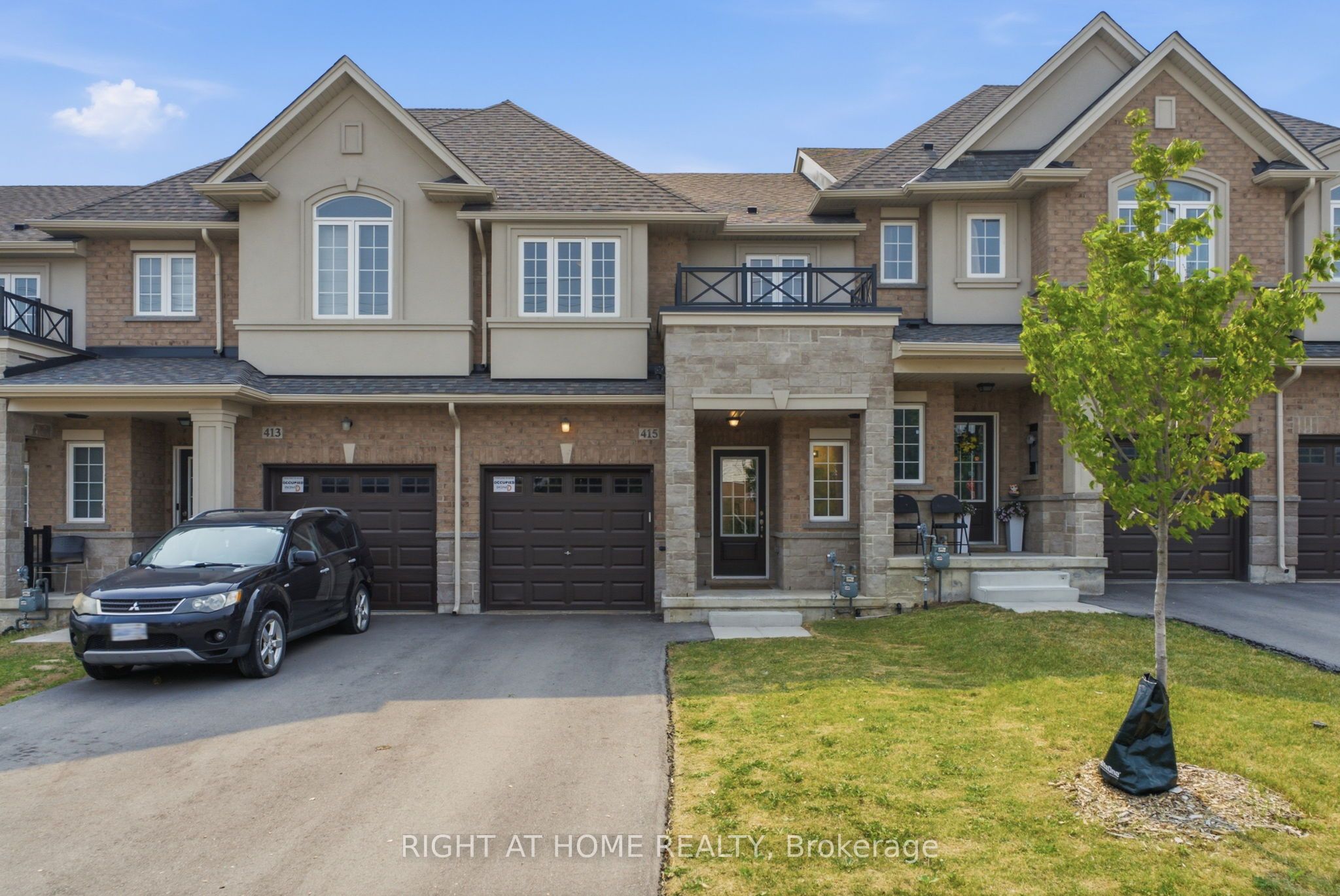 415 East 16th Street, Hamilton, ON L9A 4K4 photo 2