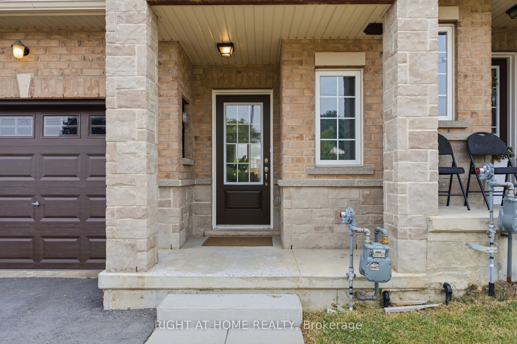 415 East 16th Street, Hamilton, ON L9A 4K4 photo 4