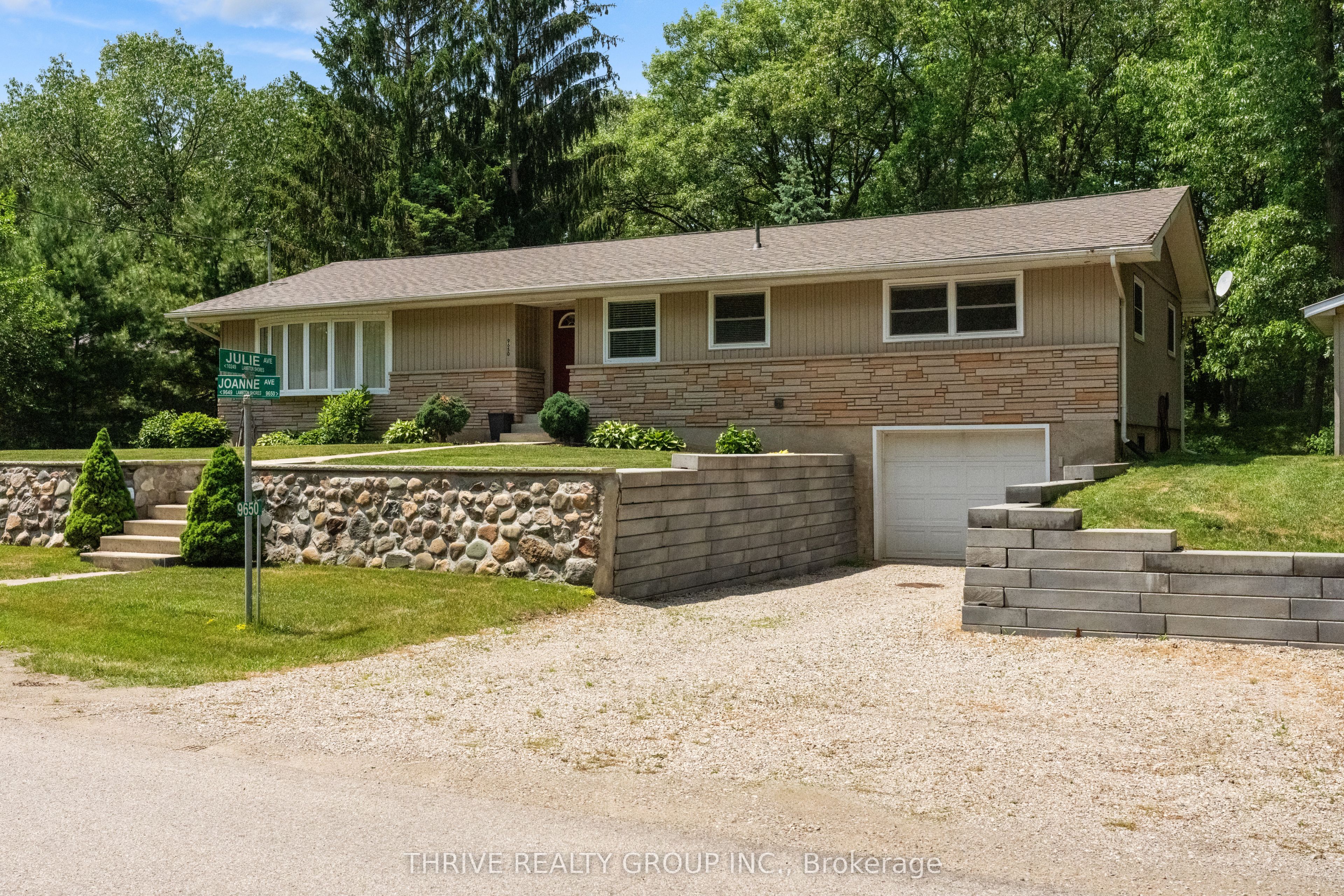 9650 Joanne Avenue, Lambton Shores, ON N0M 1T0 photo 4