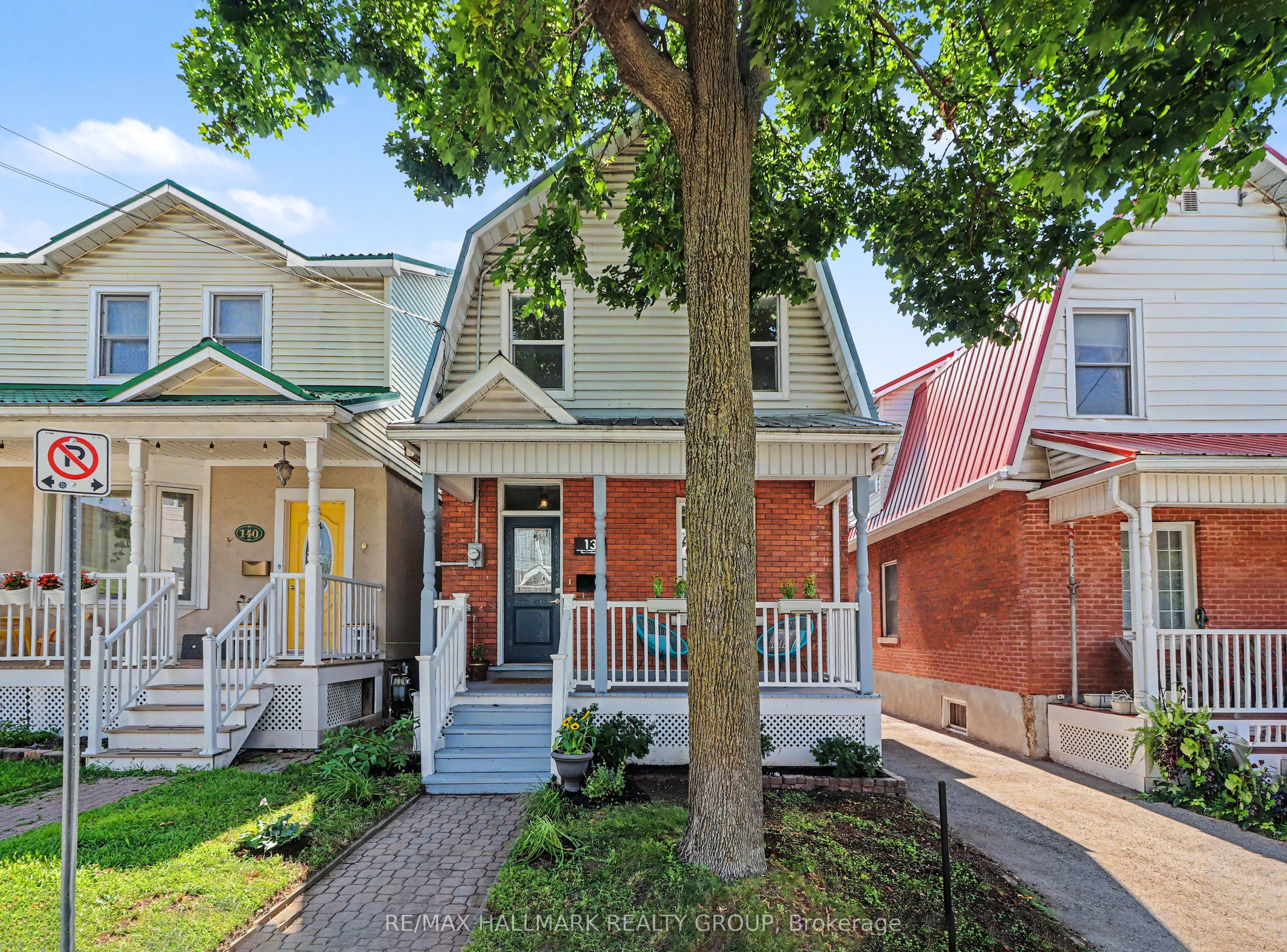 138 Hamilton Avenue N, Tunneys Pasture and Ottawa West, ON K1Y 1C2