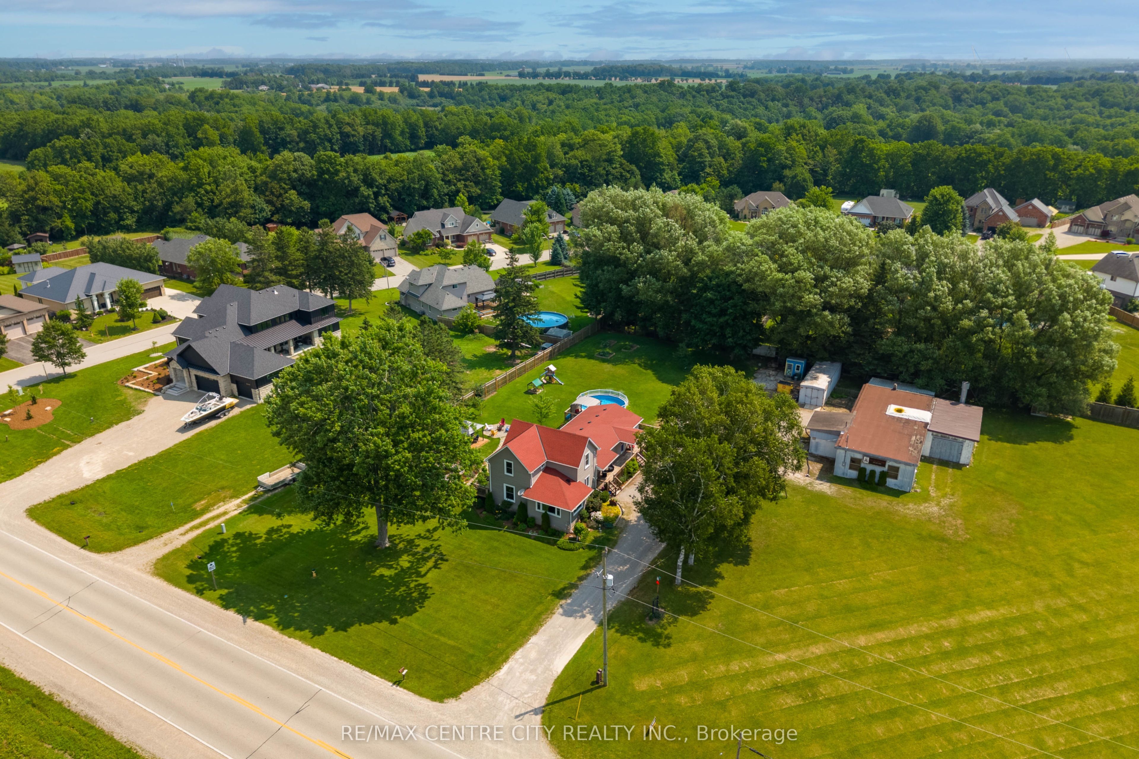 9664 Belmont Road, Central Elgin, ON N5P 3S7 photo 5