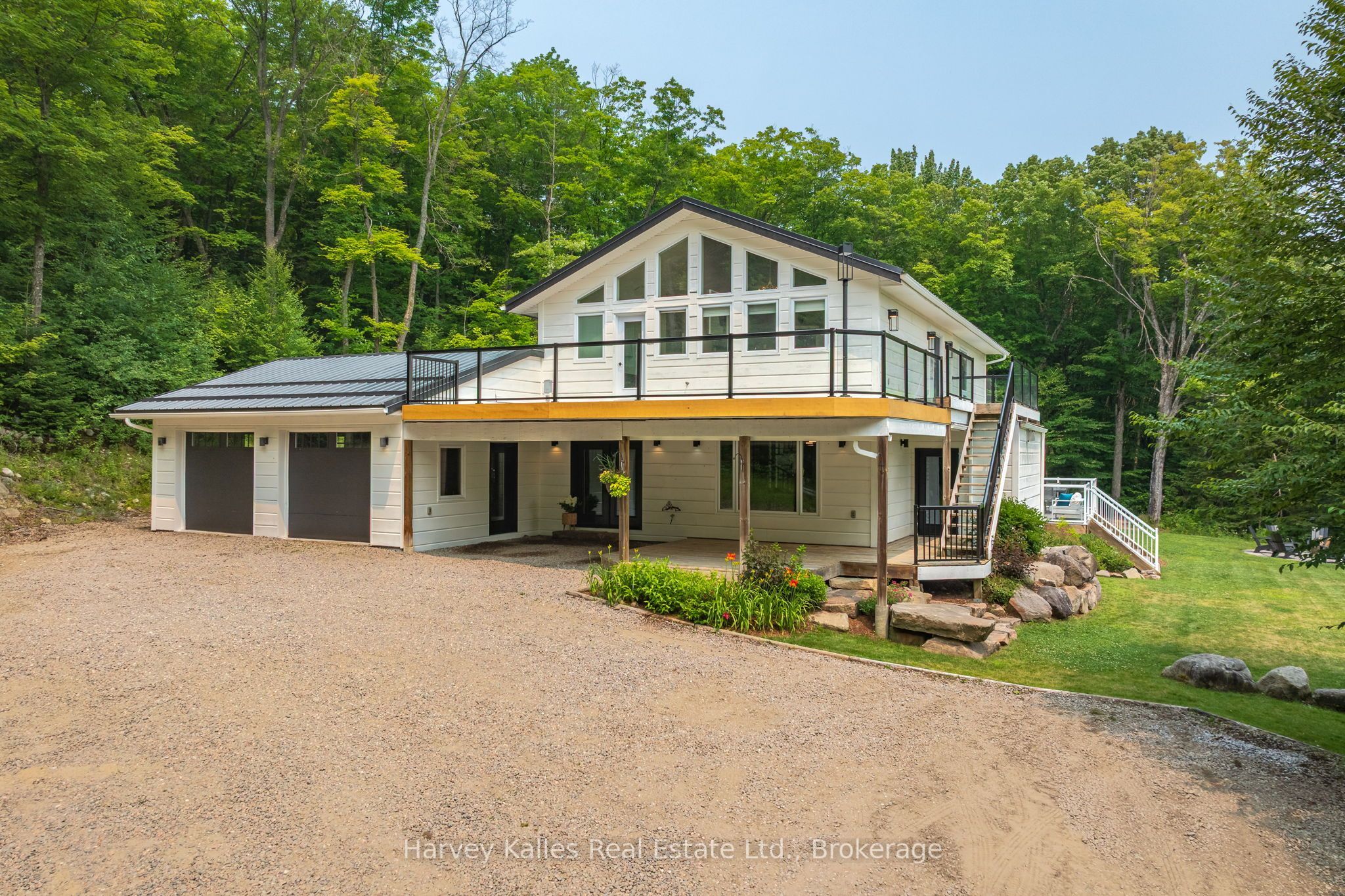 1106 North Pickerel Lake Road, Armour, ON P0A 1C0 photo 2