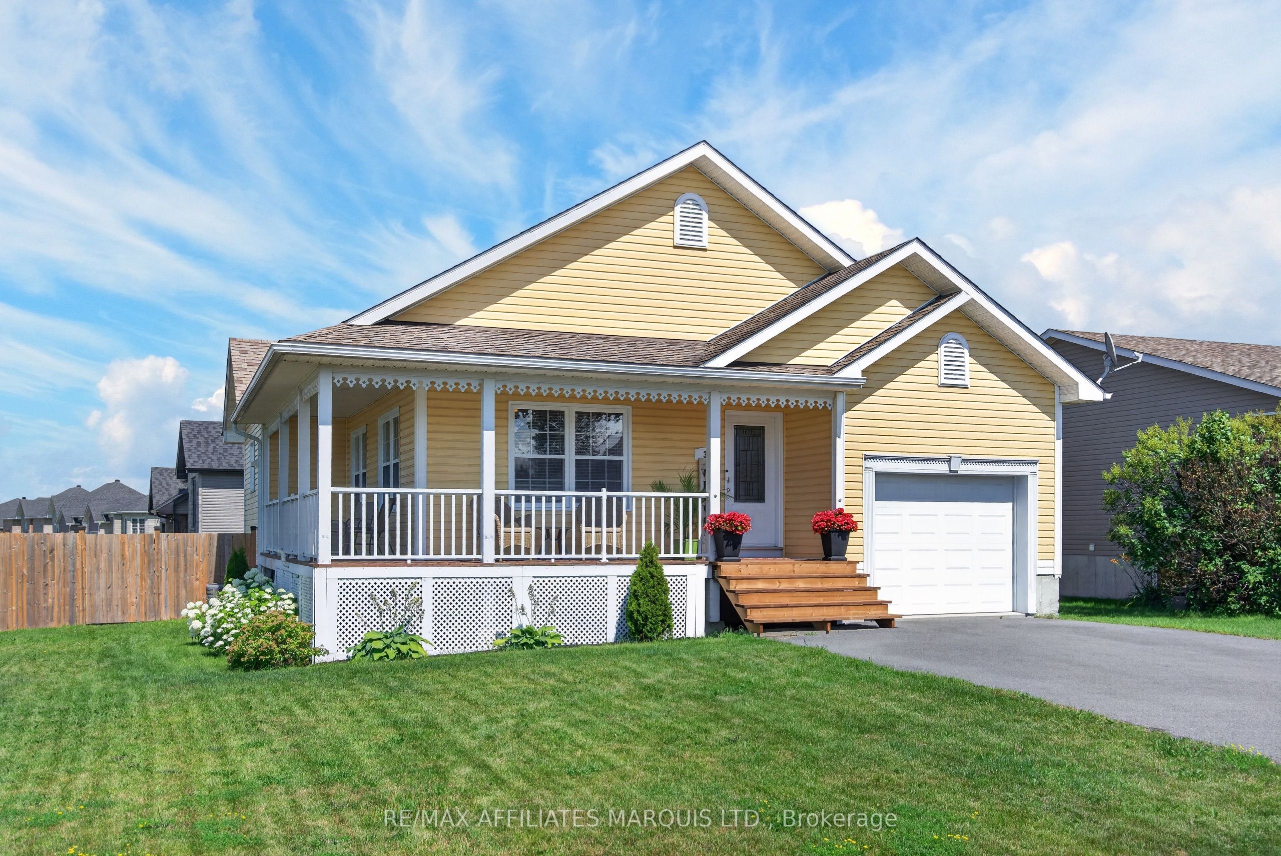 30 Cherry Street, South Stormont, ON K0C 1P0 photo 2