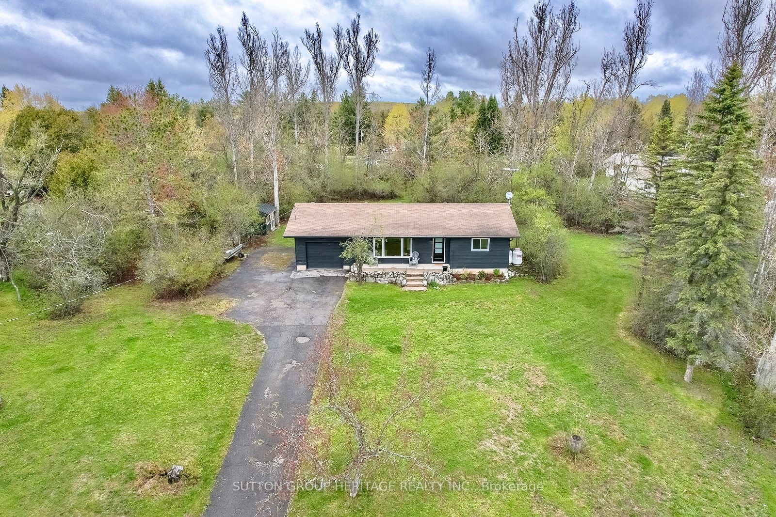 11 Swiss Crescent, Trent Lakes, ON K0M 1A0 photo 4