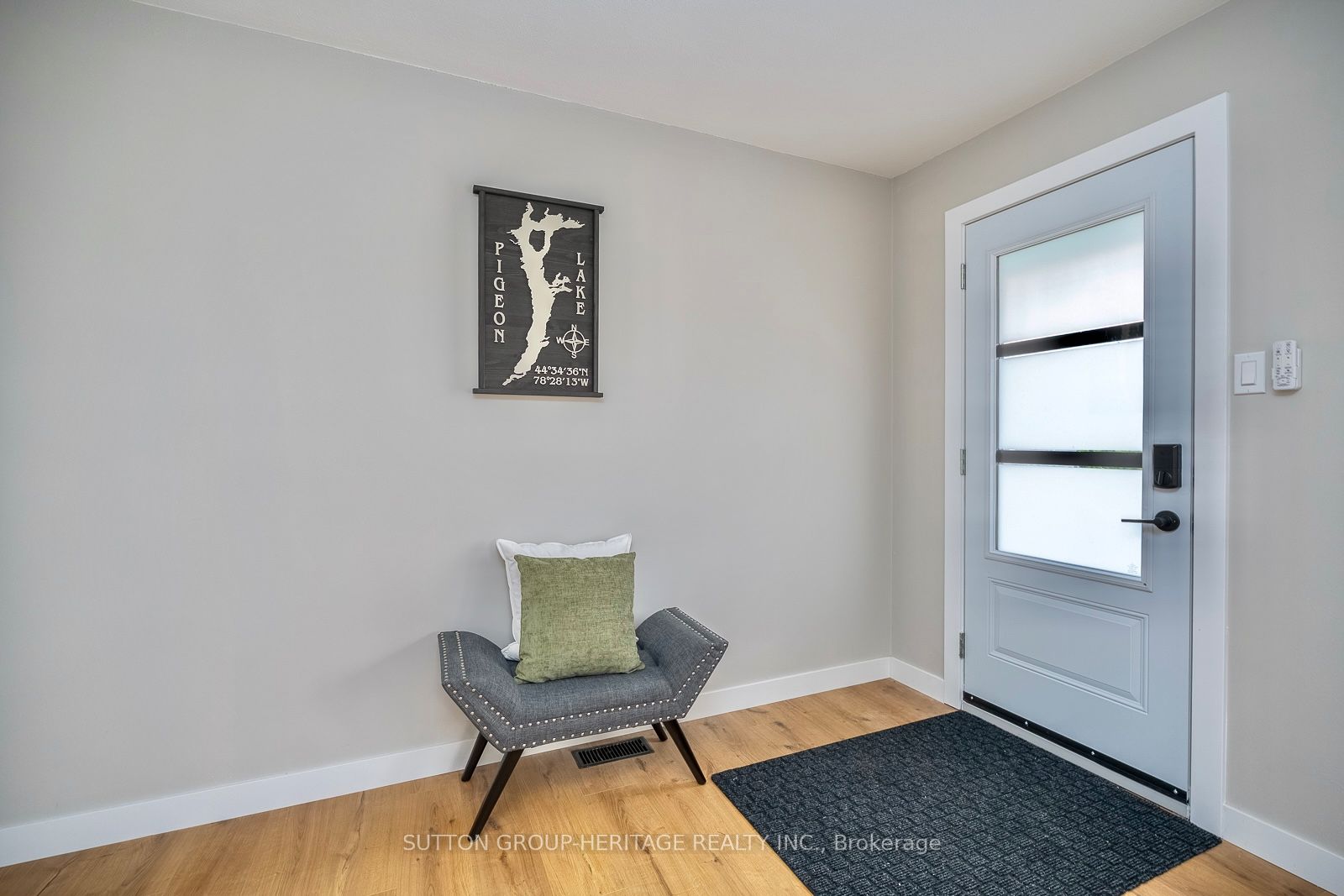 11 Swiss Crescent, Trent Lakes, ON K0M 1A0 photo 5
