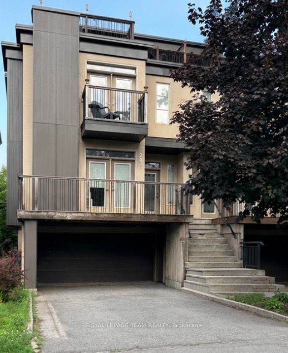 287 Kirchoffer Avenue, Carlingwood - Westboro and Area, ON K2A 1Y1 photo 2