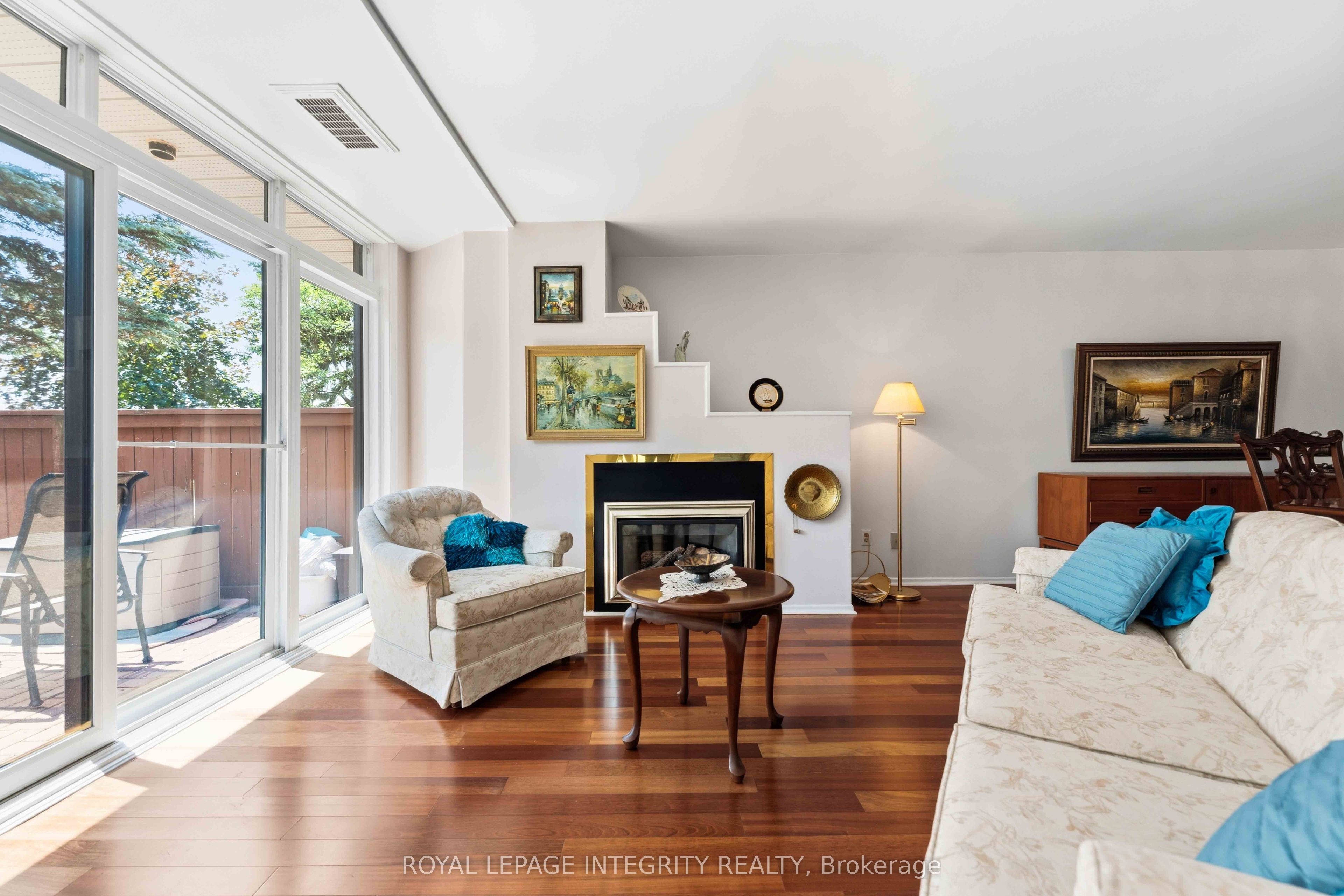 100 Hillside Drive 27, Manor Park - Cardinal Glen and Area, ON K1K 4J1 photo 5