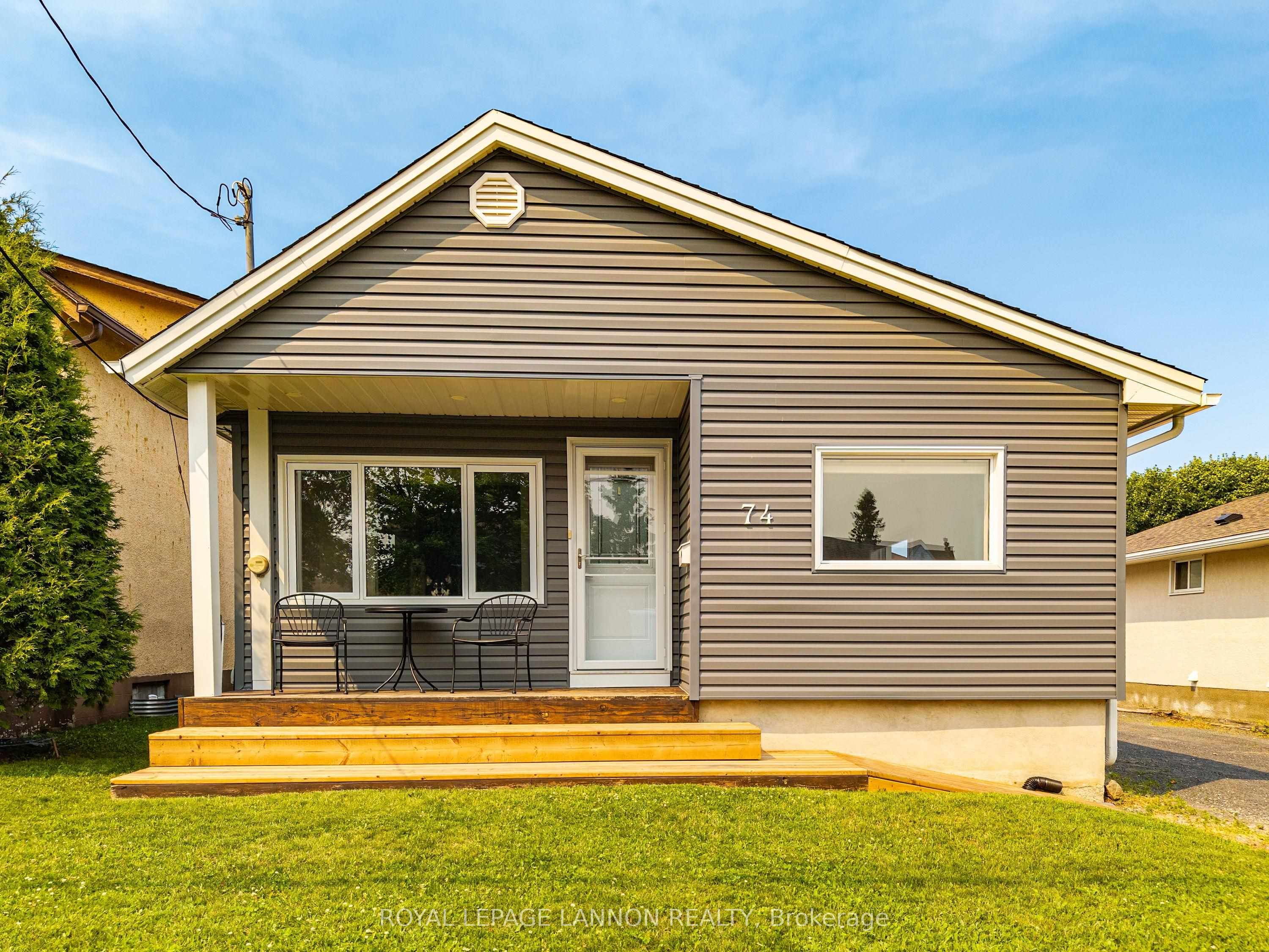 74 MELVIN Avenue, Thunder Bay, ON P7A 7C4 photo 2