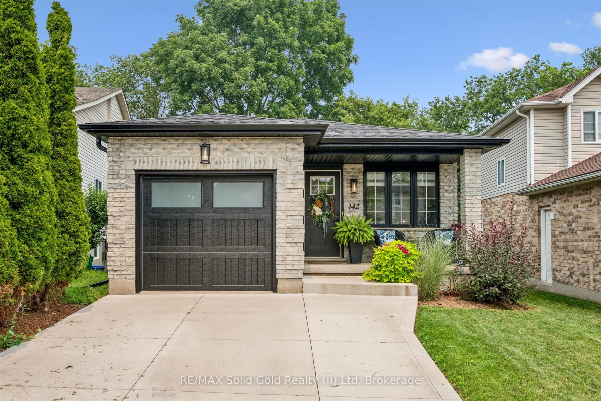 142 Marl Meadow Drive, Kitchener, ON N2R 1L3