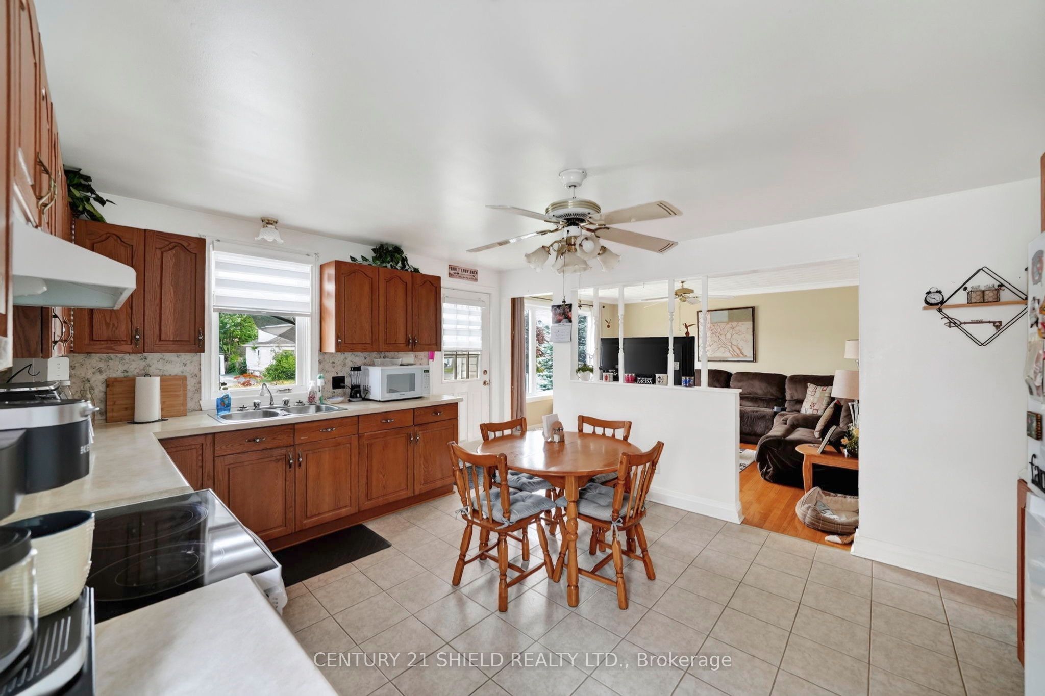1007 2nd Street E, Cornwall, ON K6H 2A8 photo 4