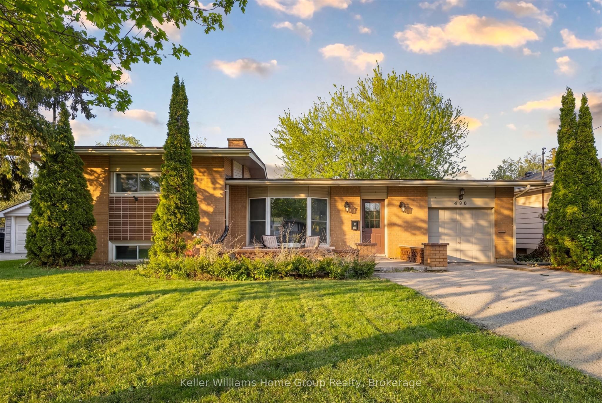 490 Garafraxa Street E, Centre Wellington, ON N1M 1E5